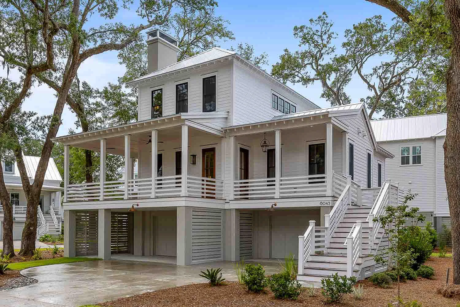 6045 Honey Hole Haven