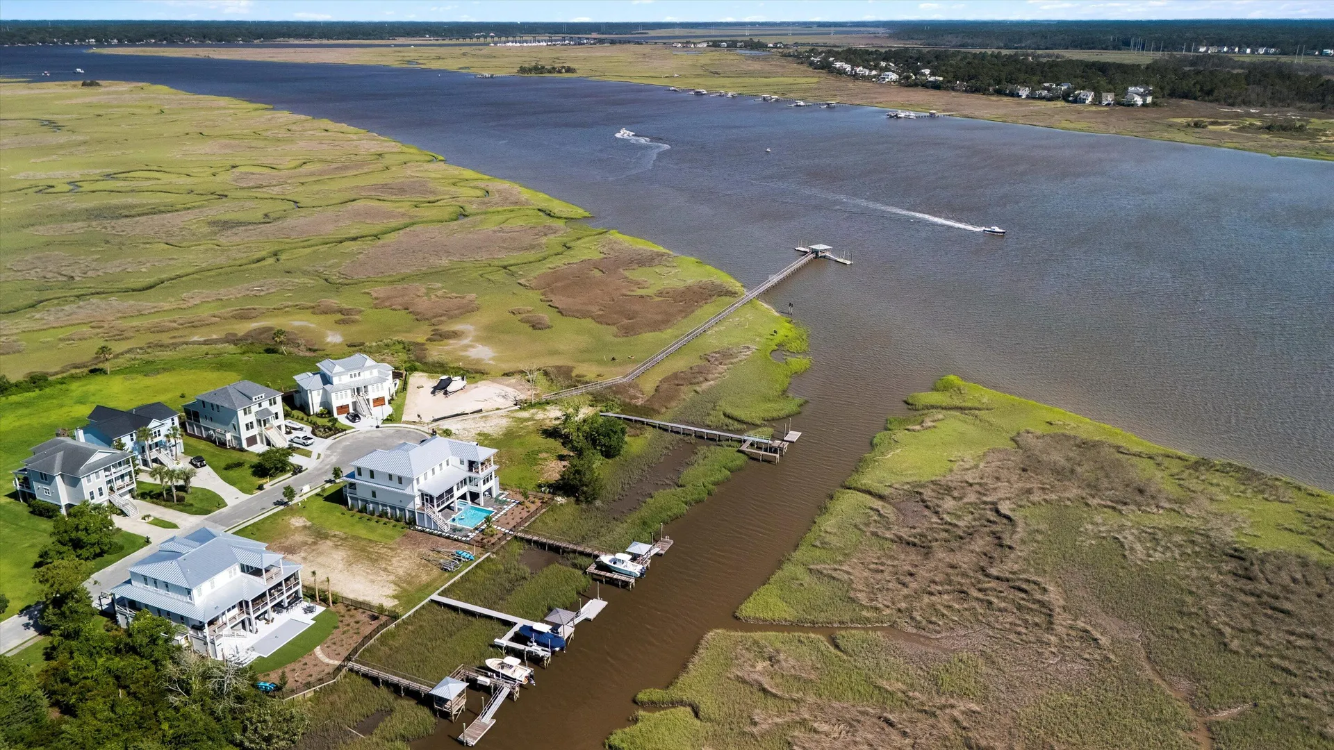 Property image 4 at 3097 S Shore Drive, Charleston, SC 29407