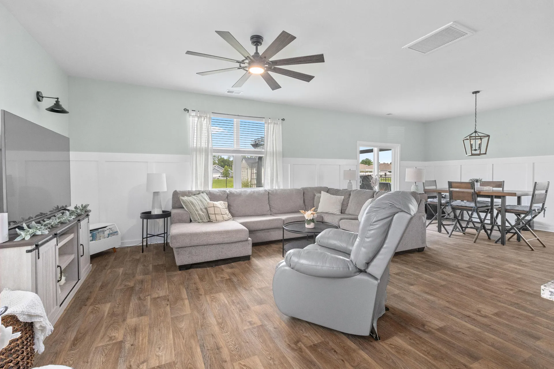 Property image 4 at 130 Akeley Lane, Summerville, SC 29483