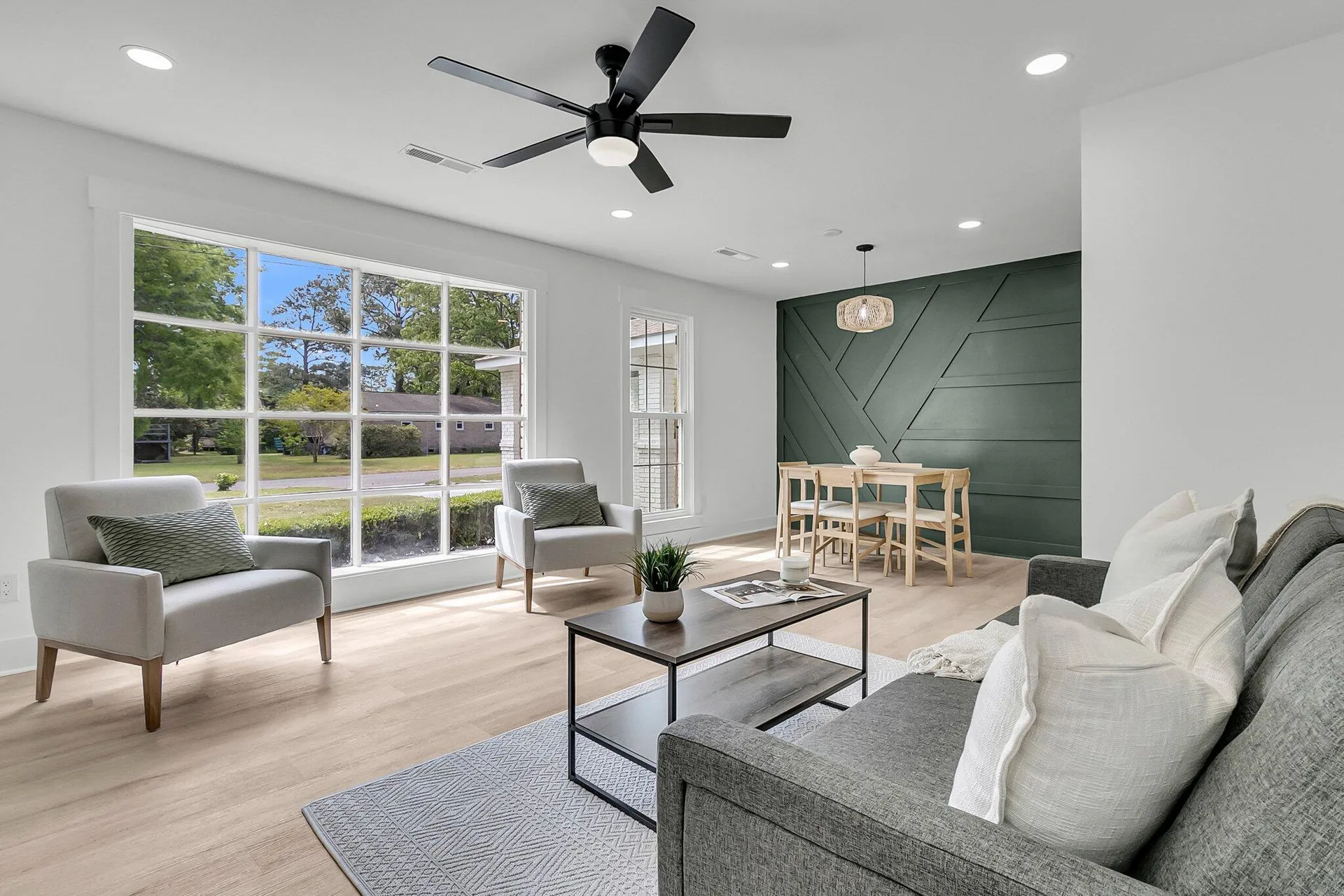 Property image 4 at 1387 W Lenevar Drive, Charleston, SC 29407