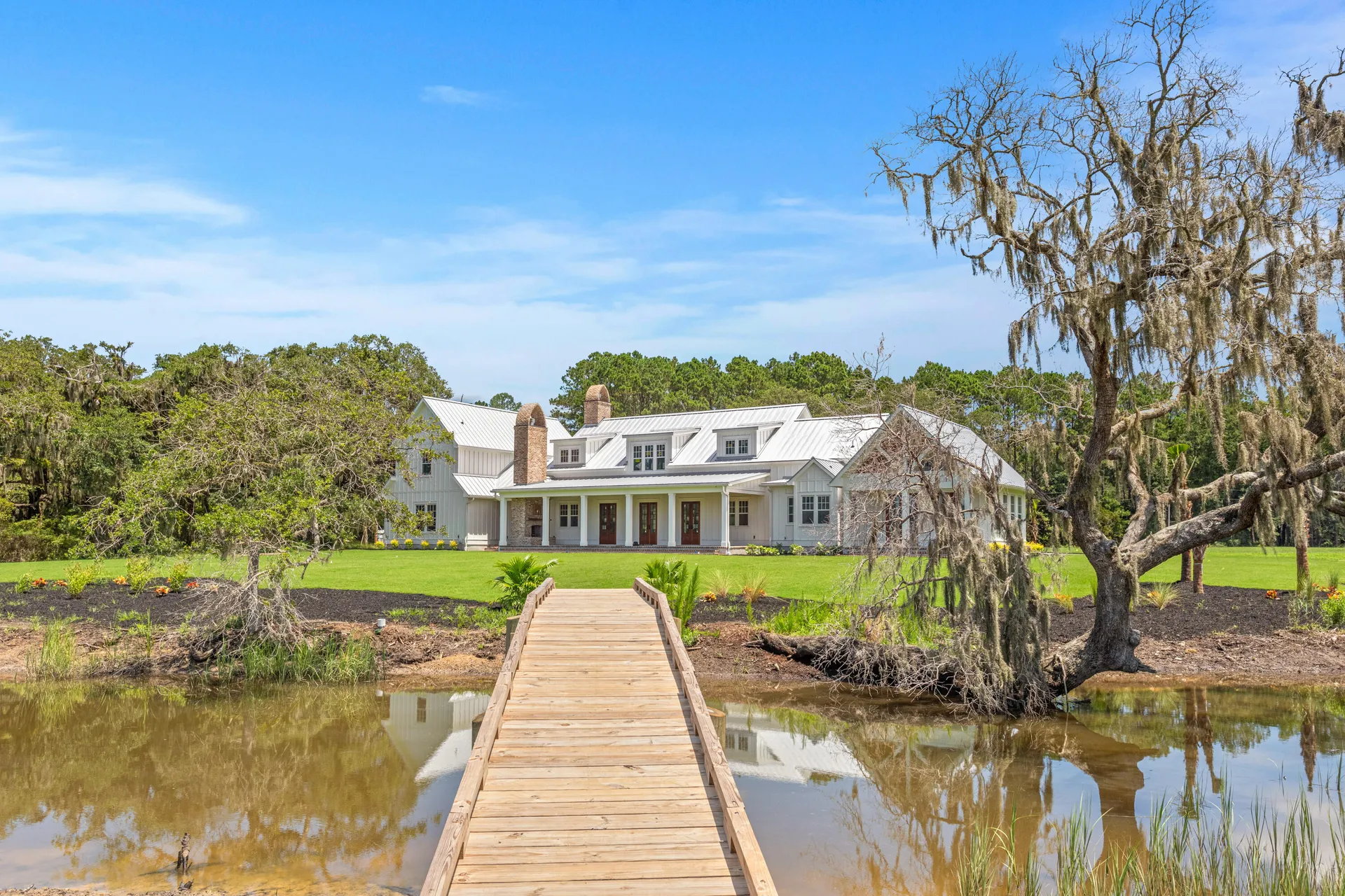 Johns Island, Johns Island Community