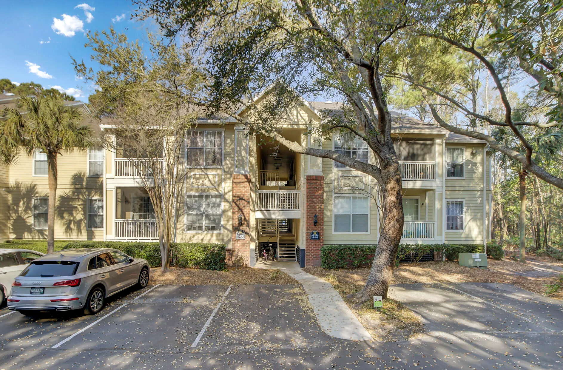 Long Grove, Mount Pleasant Community