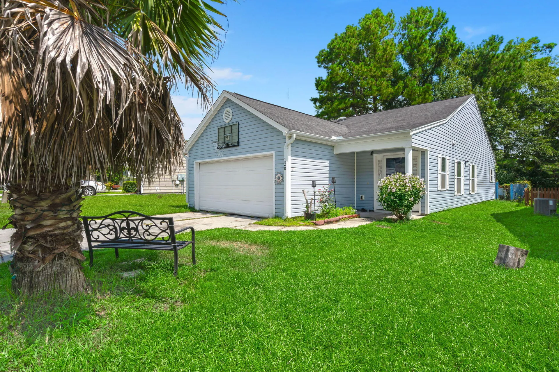 128 Coosawatchie Street