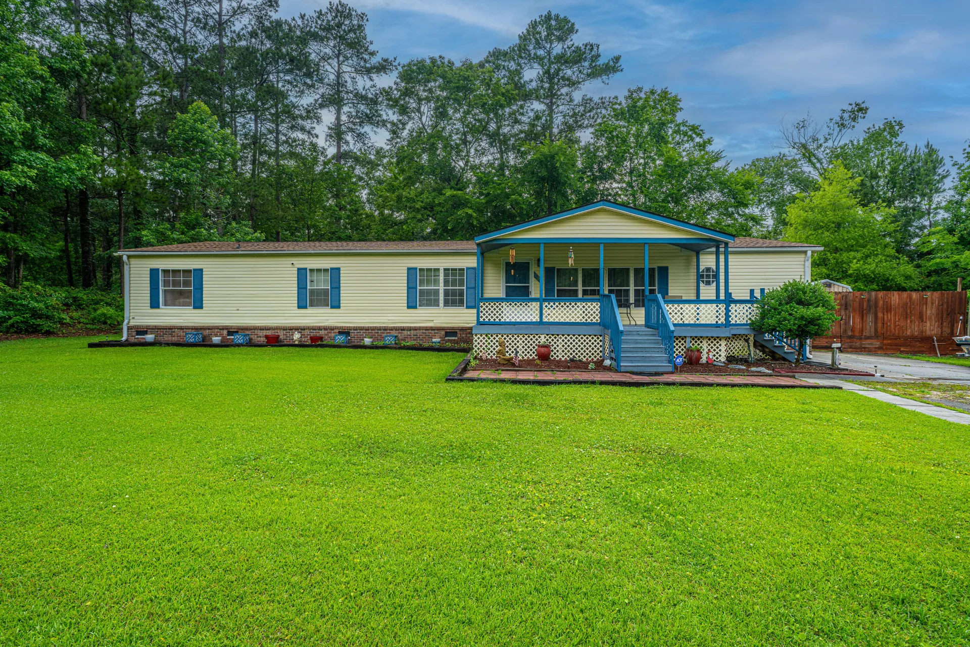 204 Pete Ewers Drive