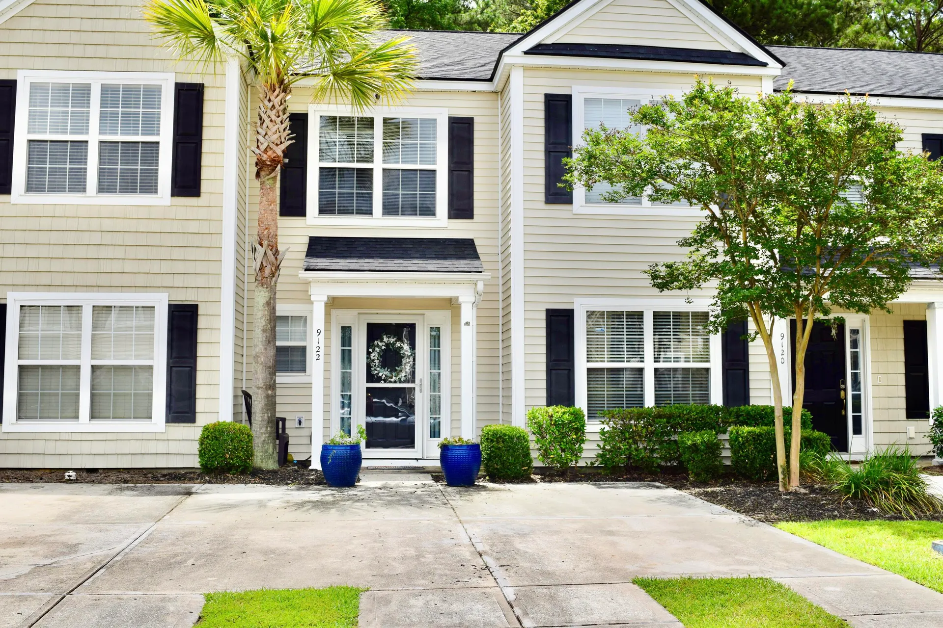 9122 Maple Grove Drive