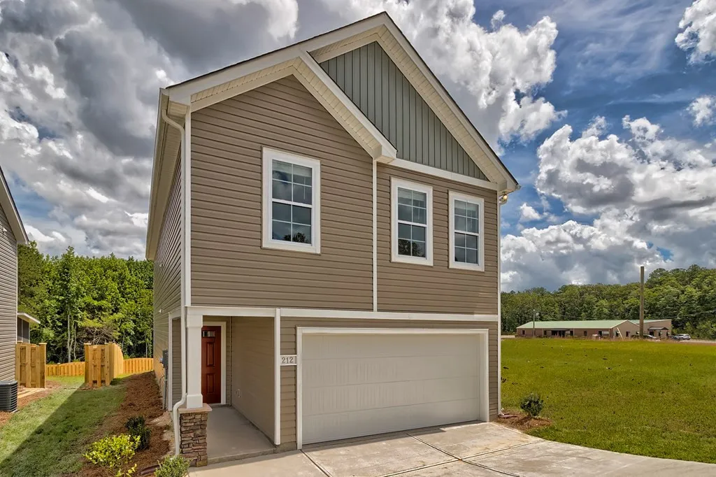 Property image 2 at 318 Silver Spur Way, Gaston, SC 29053