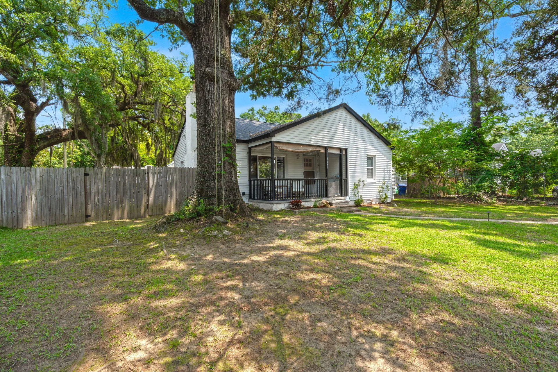 Property image 3 at 1248 Sumner Avenue, North Charleston, SC 29406