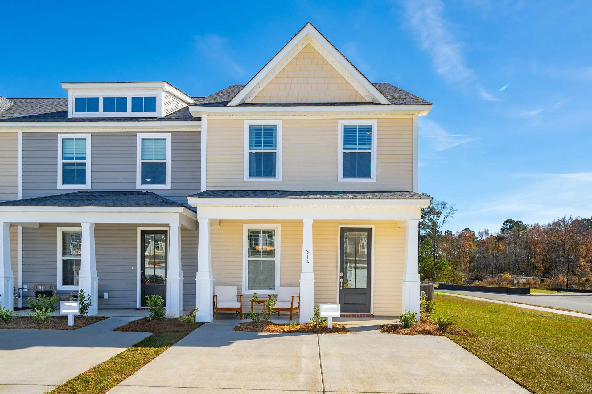 Property image 3 at 812 Alma Square Drive, Moncks Corner, SC 29461