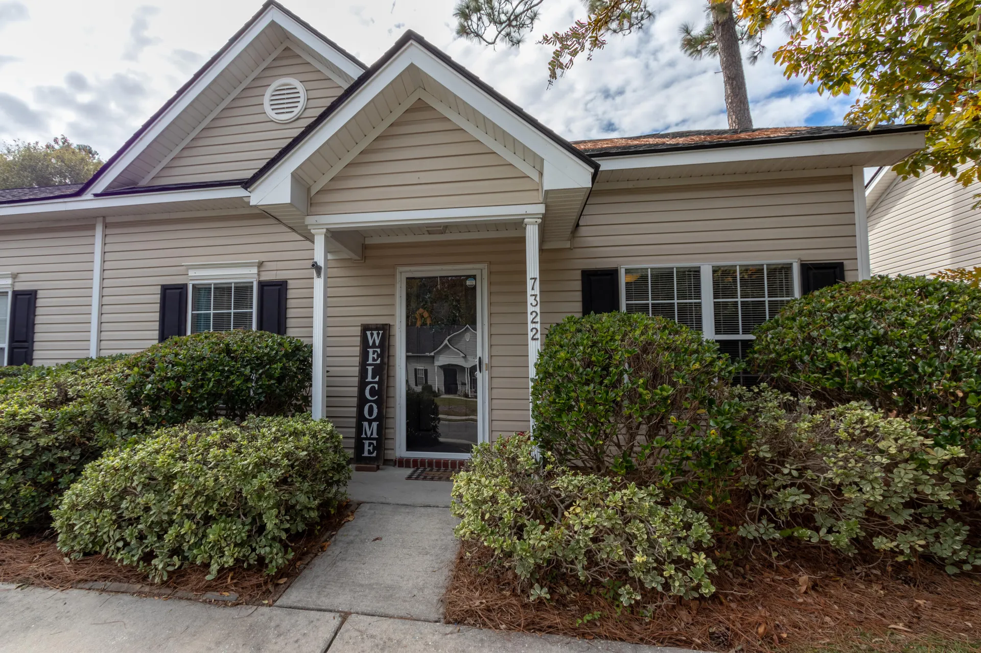 7322 Stoney Moss Way