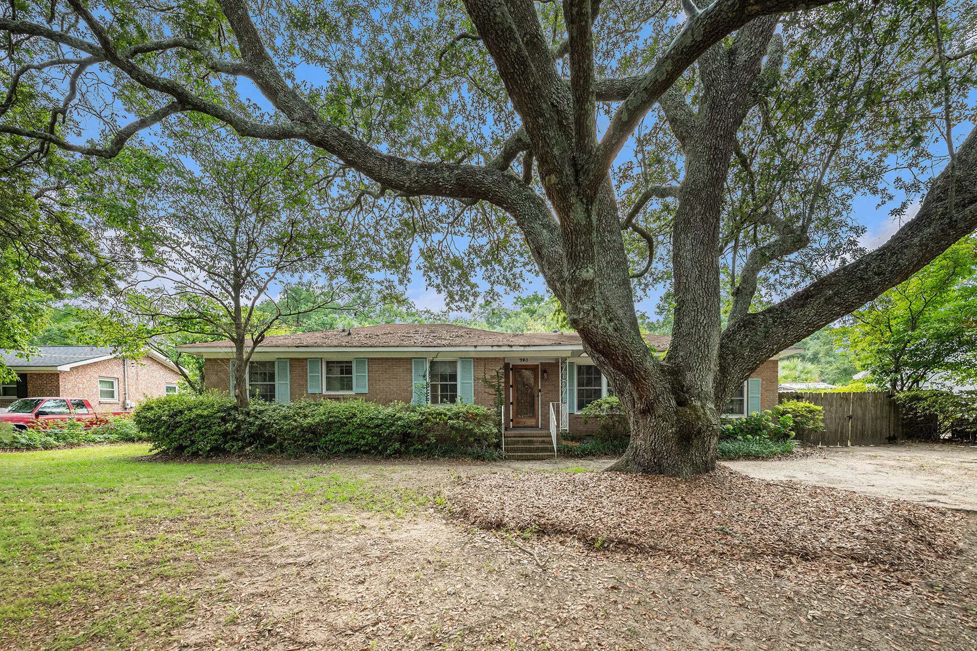 Property image 3 at 943 Mikell Drive, Charleston, SC 29412