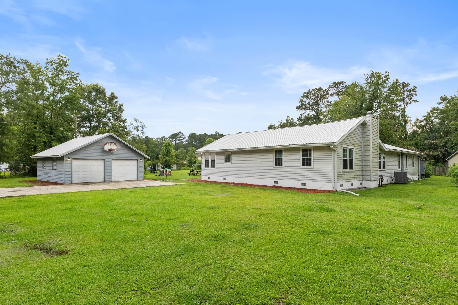 Property image 2 at 245 Lake Drive, Summerville, SC 29483