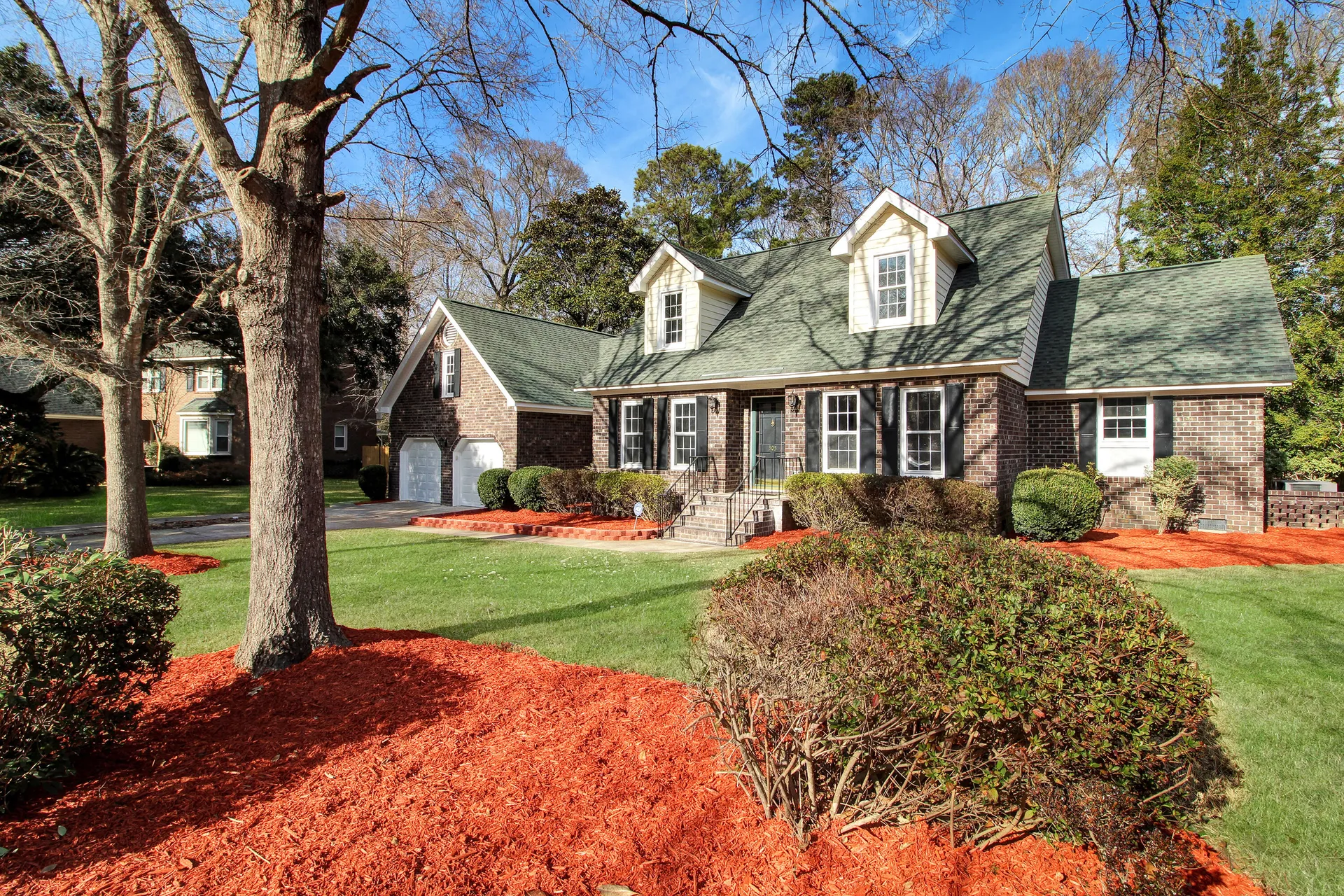 Property image 2 at 305 Mayfield Street, Summerville, SC 29485
