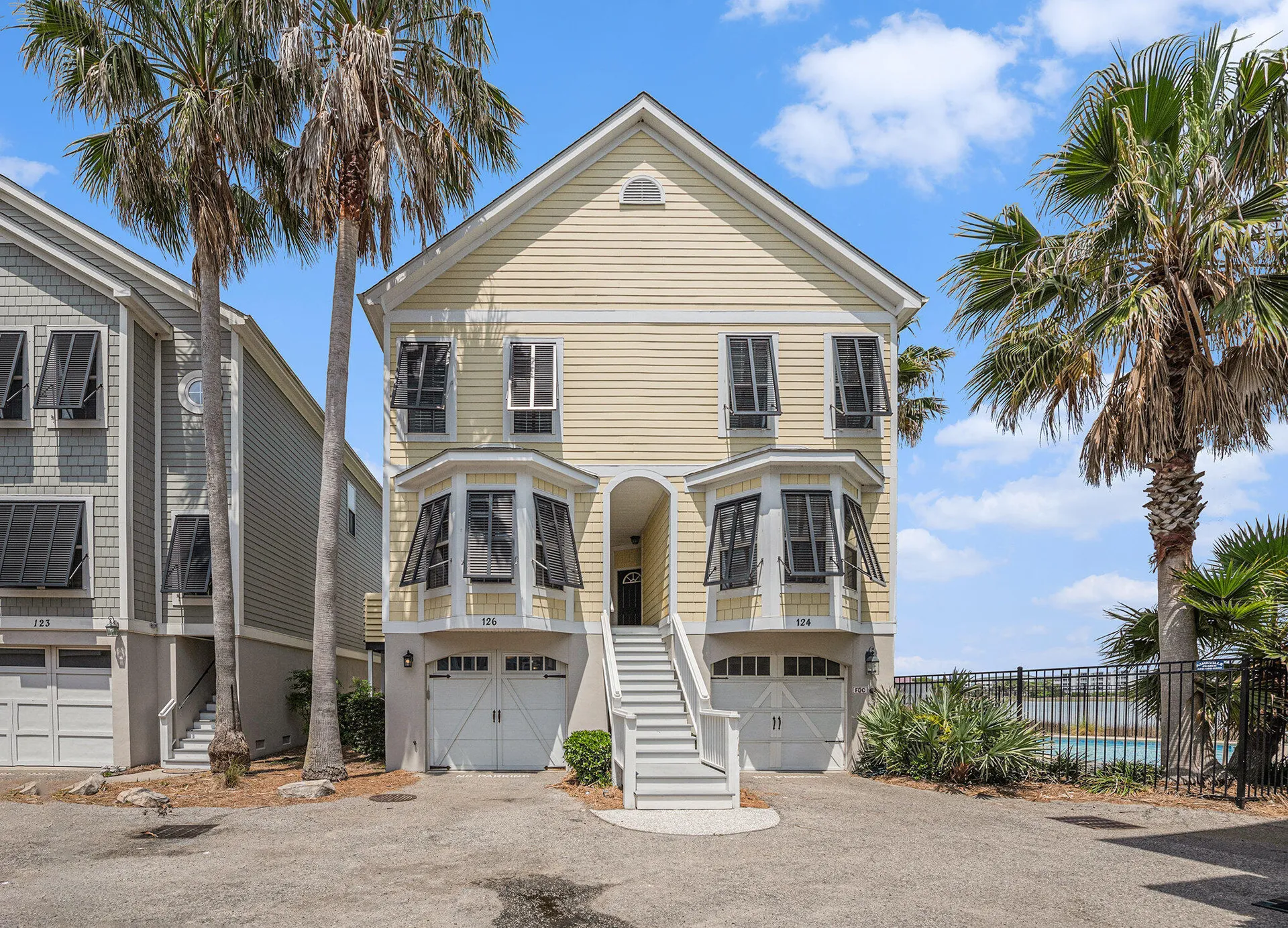 Waters Edge, Folly Beach Community