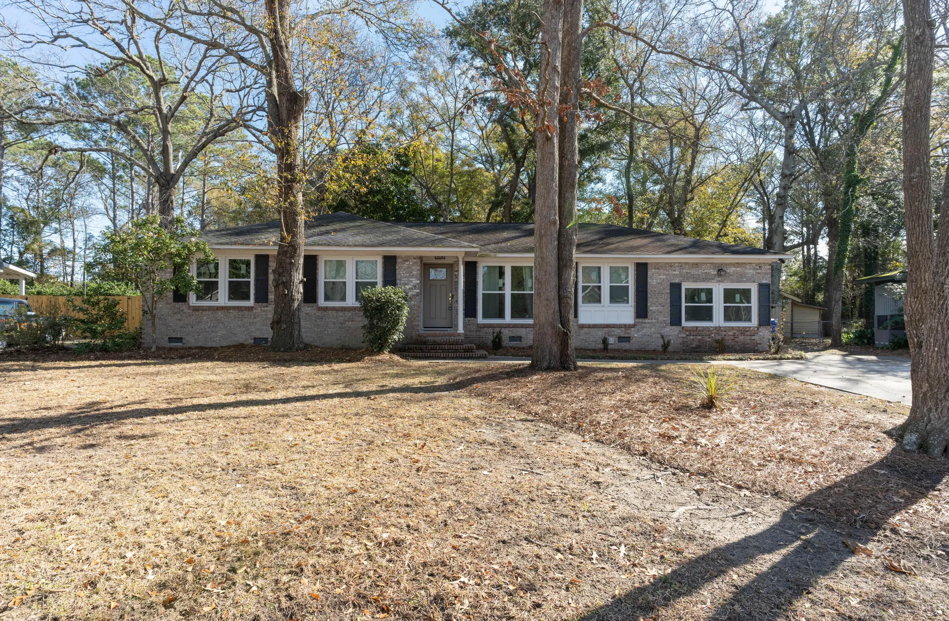 1239 Wappetaw Place