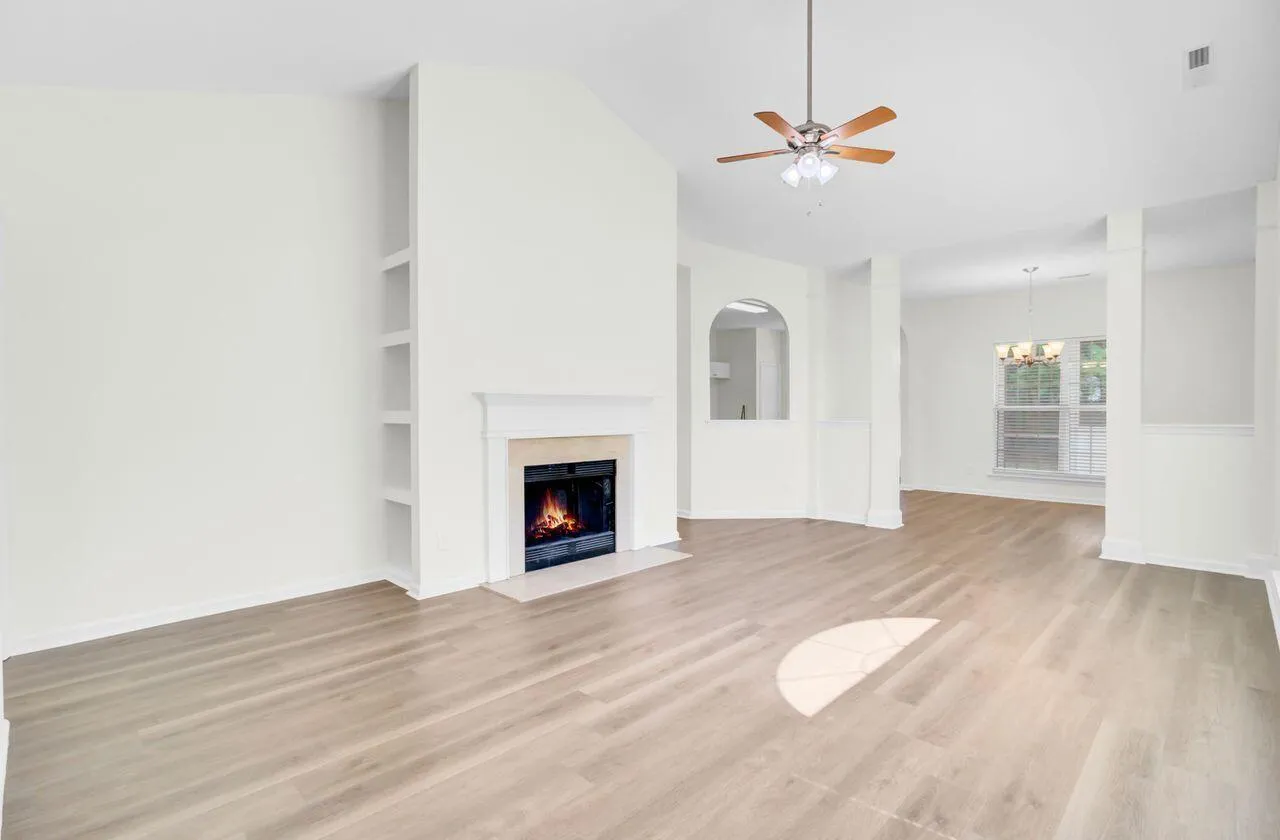 Property image 3 at 8420 Walsham Street, North Charleston, SC 29420