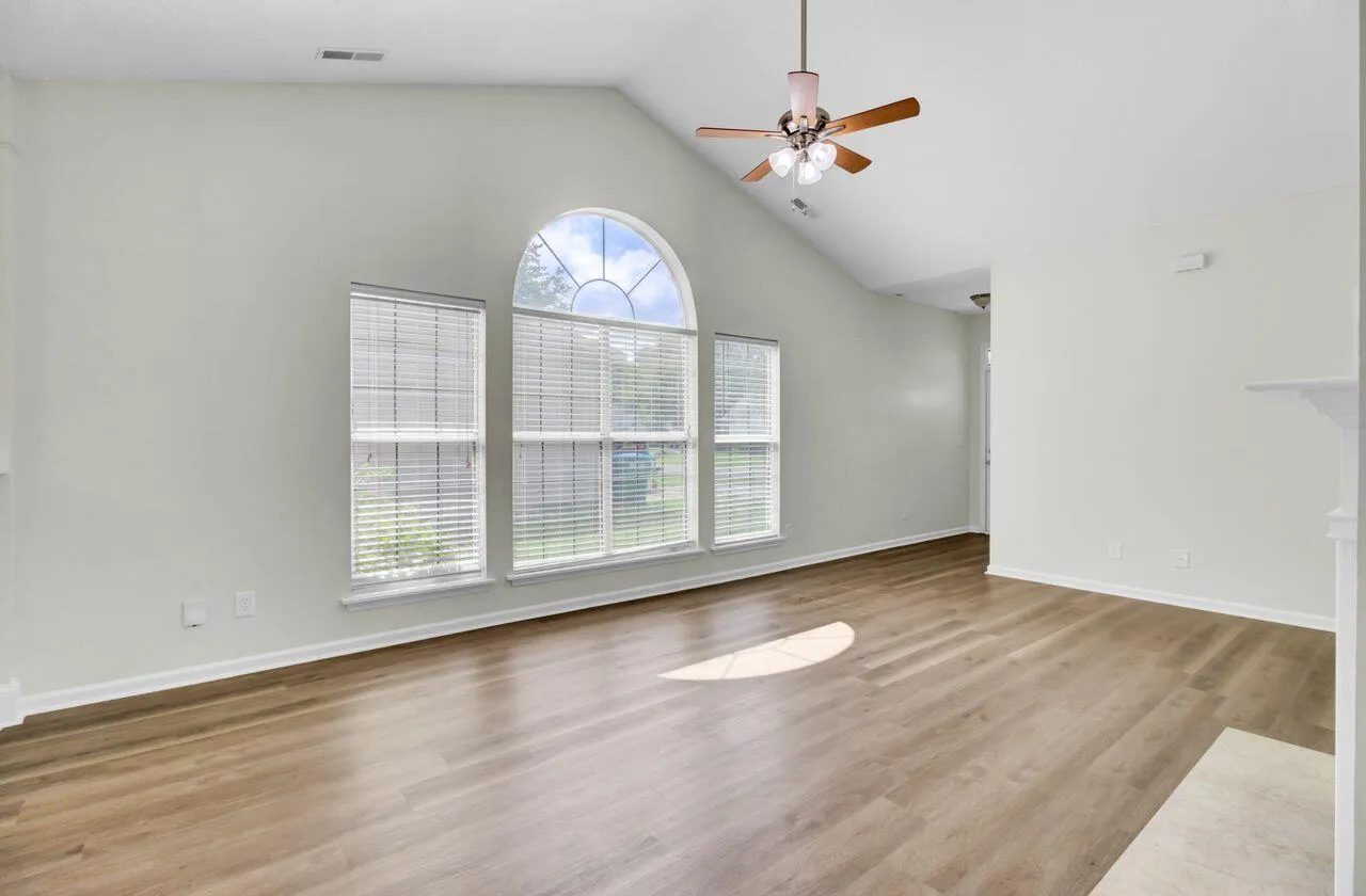 Property image 4 at 8420 Walsham Street, North Charleston, SC 29420
