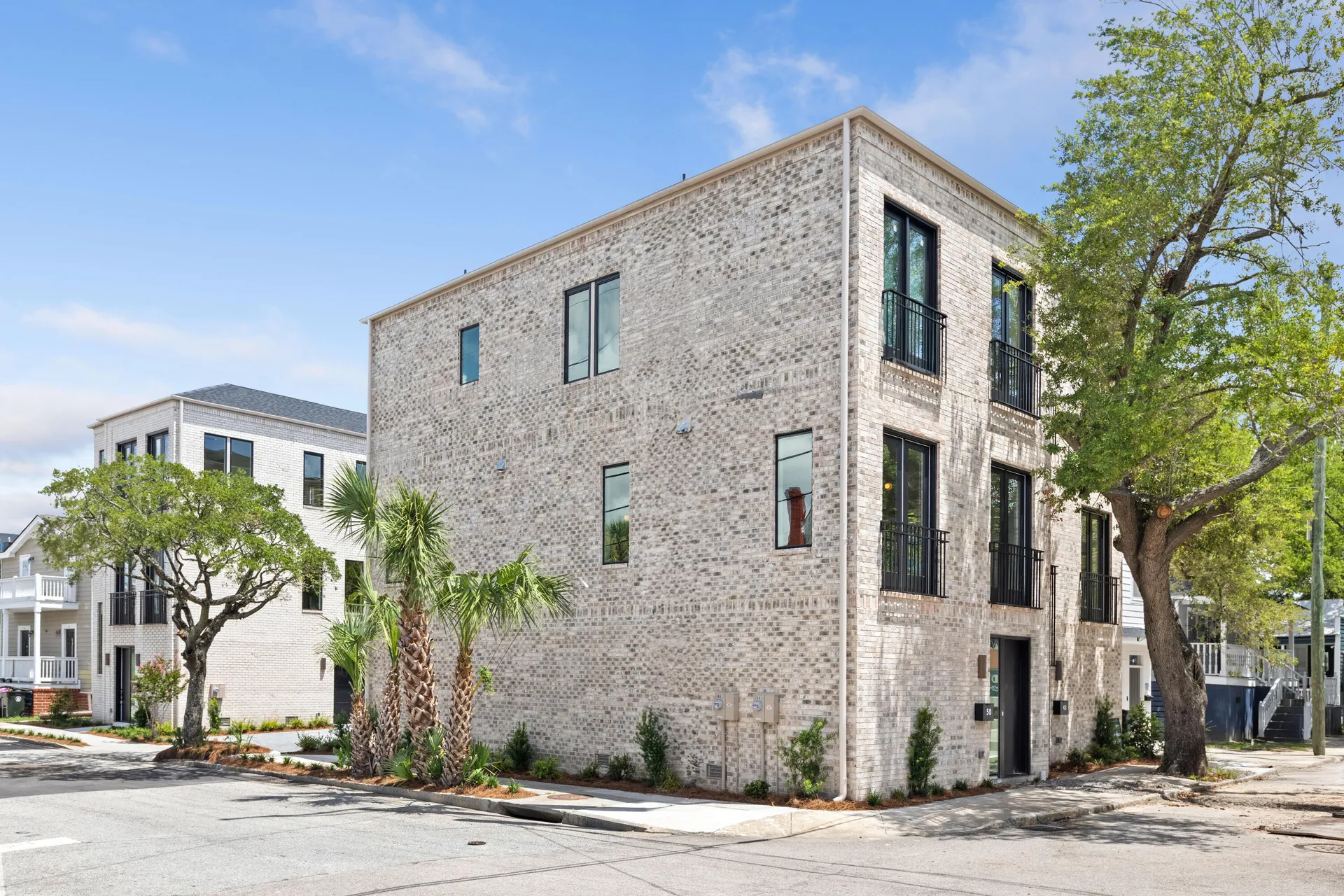 Property image 2 at 48 Cooper Street, Charleston, SC 29403