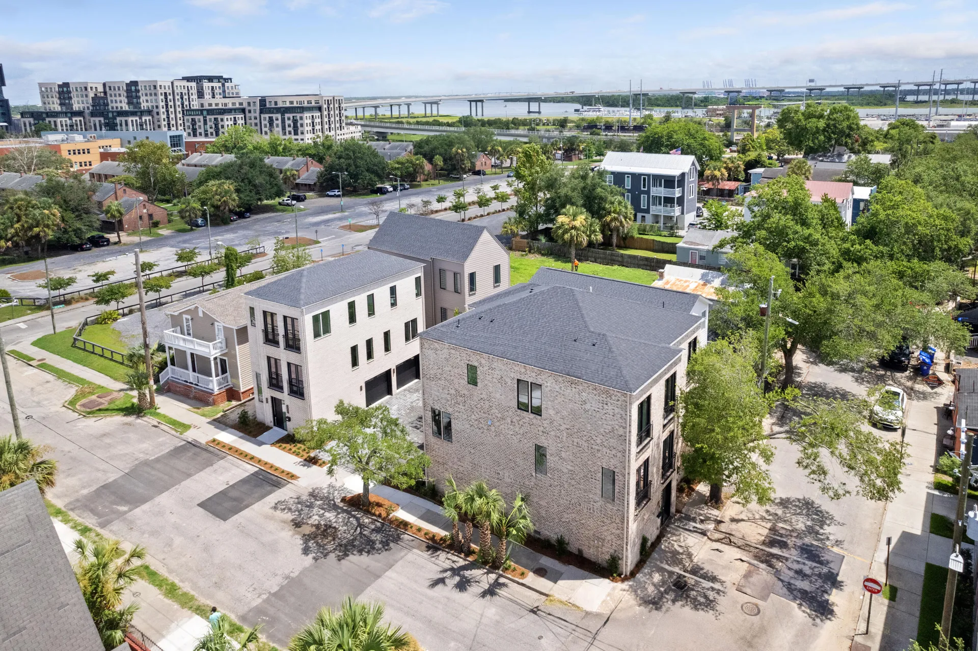 Property image 3 at 48 Cooper Street, Charleston, SC 29403