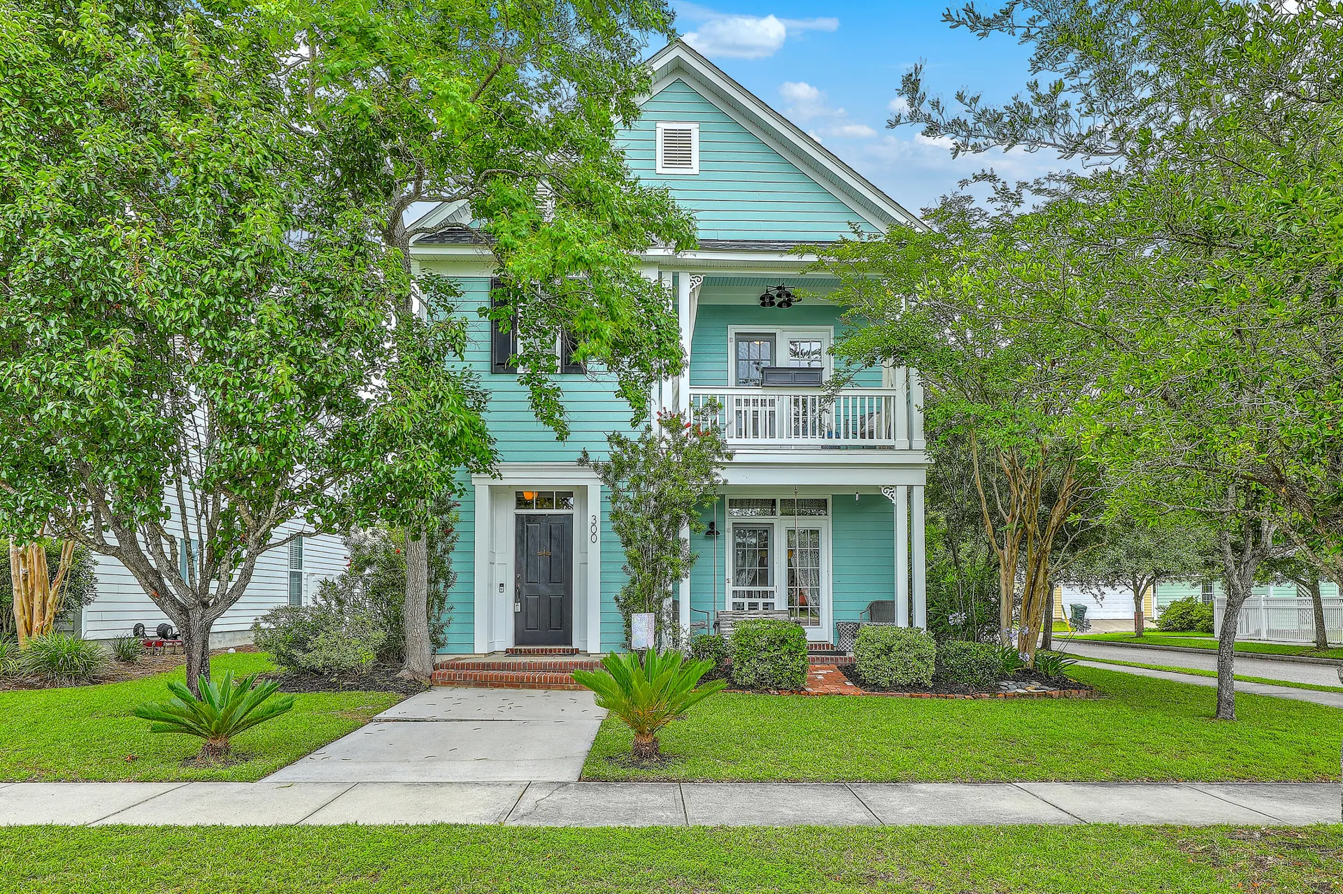 300 Foxglove Avenue