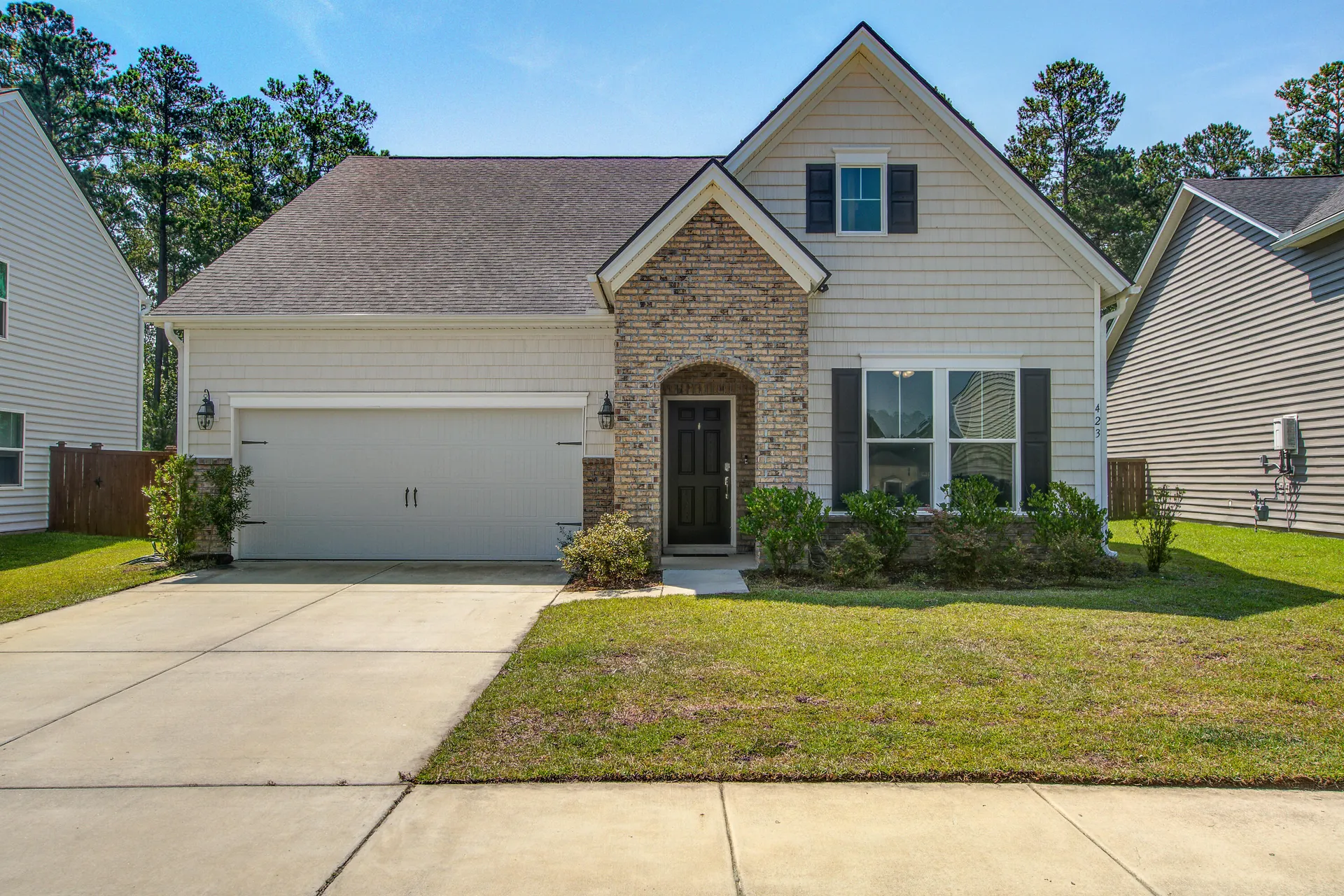 423 Squire Pope Road