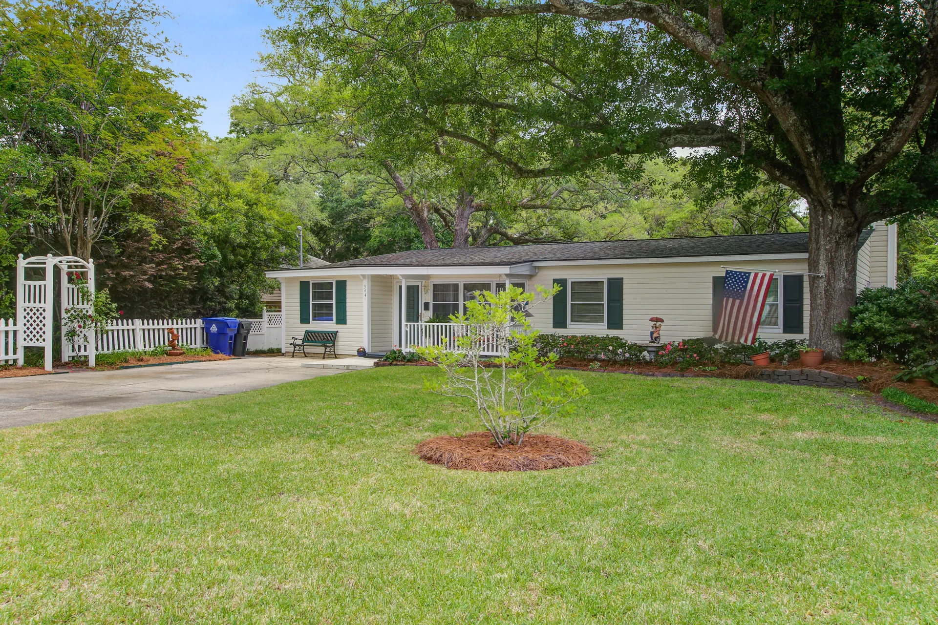 Property image 2 at 344 Lantana Drive, Charleston, SC 29407