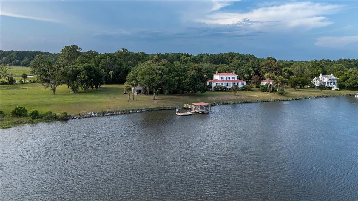 Property image 3 at 8488 Middleton Point Lane, Edisto Island, SC 29438