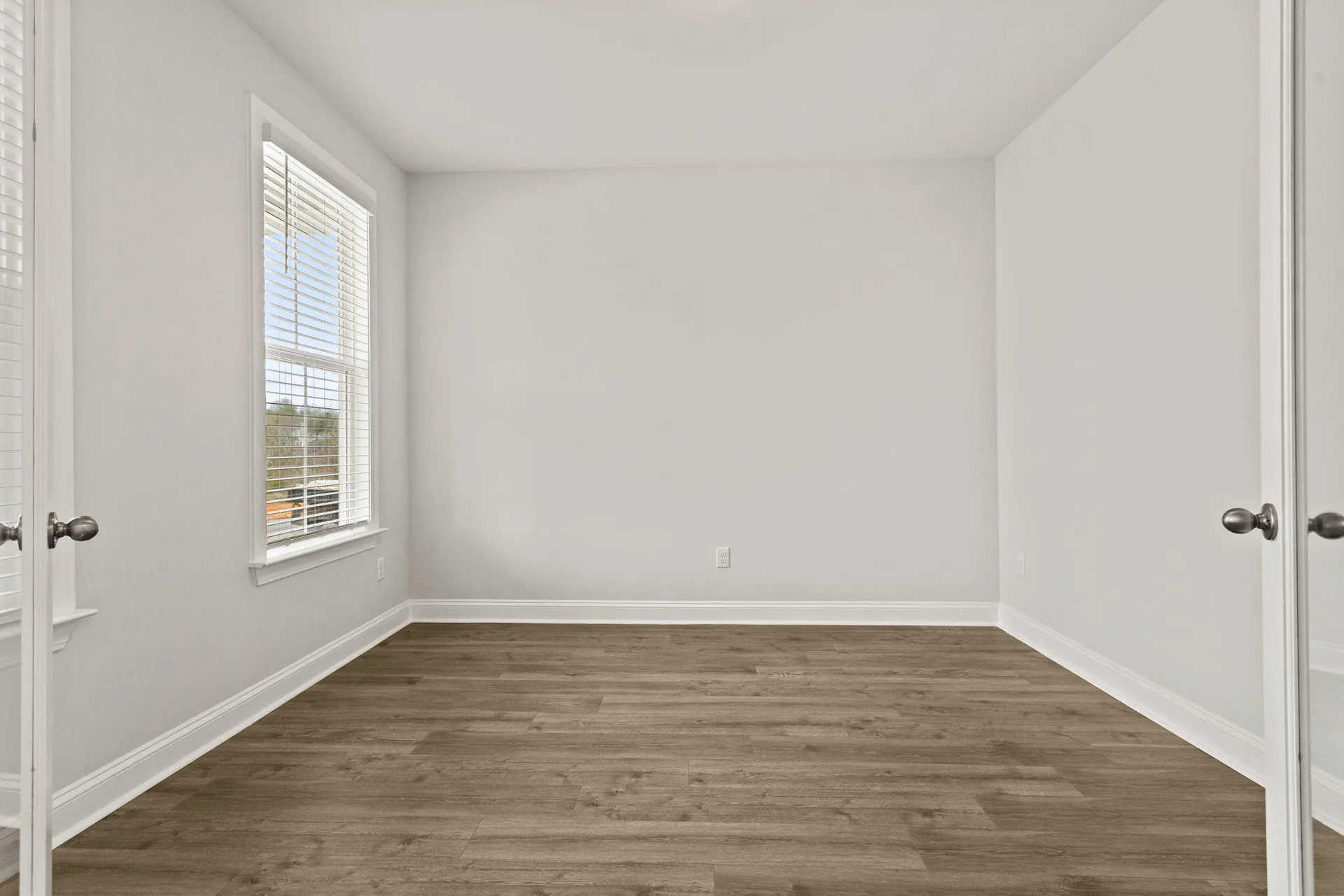 Property image 5 at 353 Wappoo Trace Lane, Summerville, SC 29486