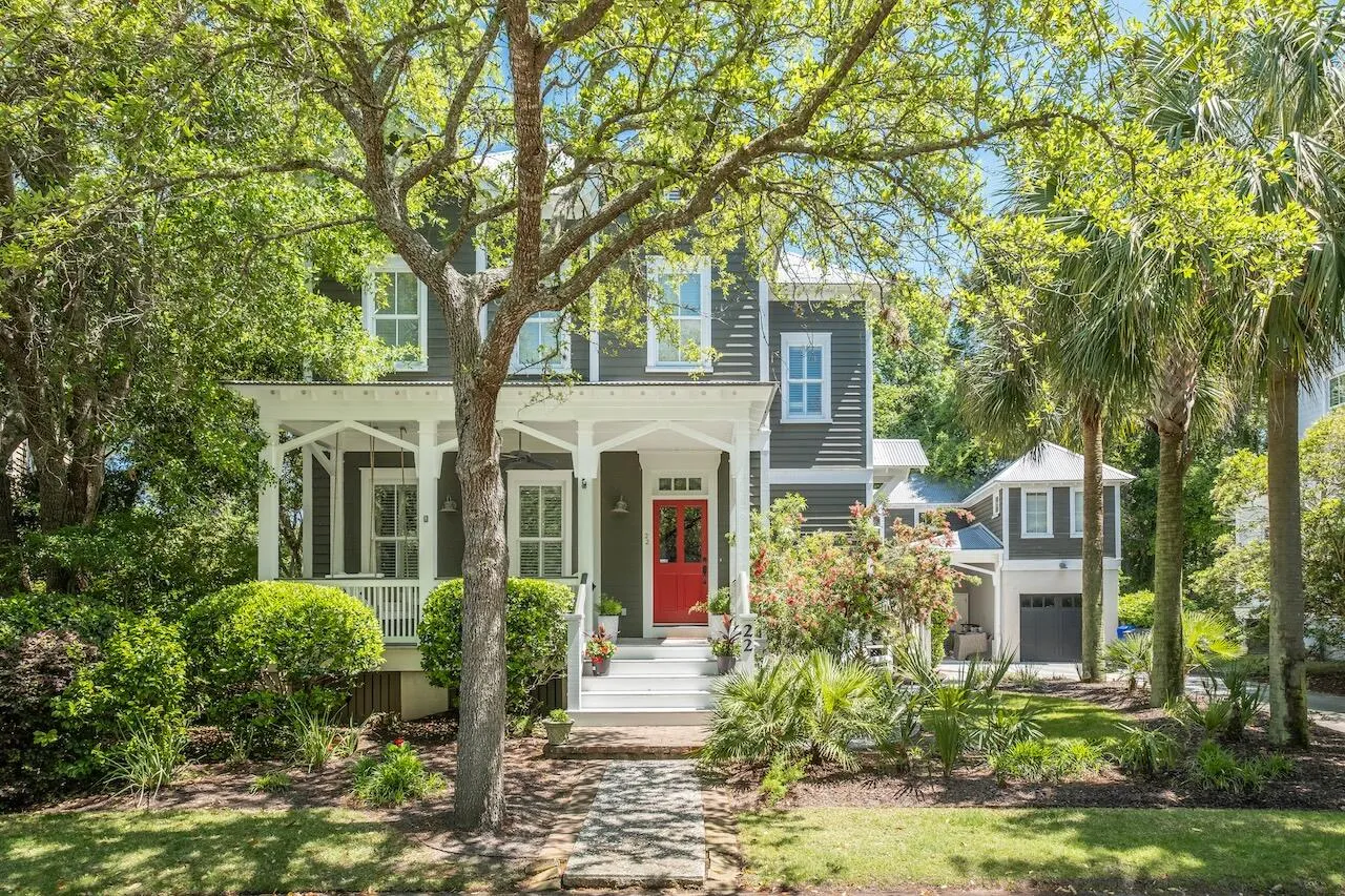 22 Frogmore Road