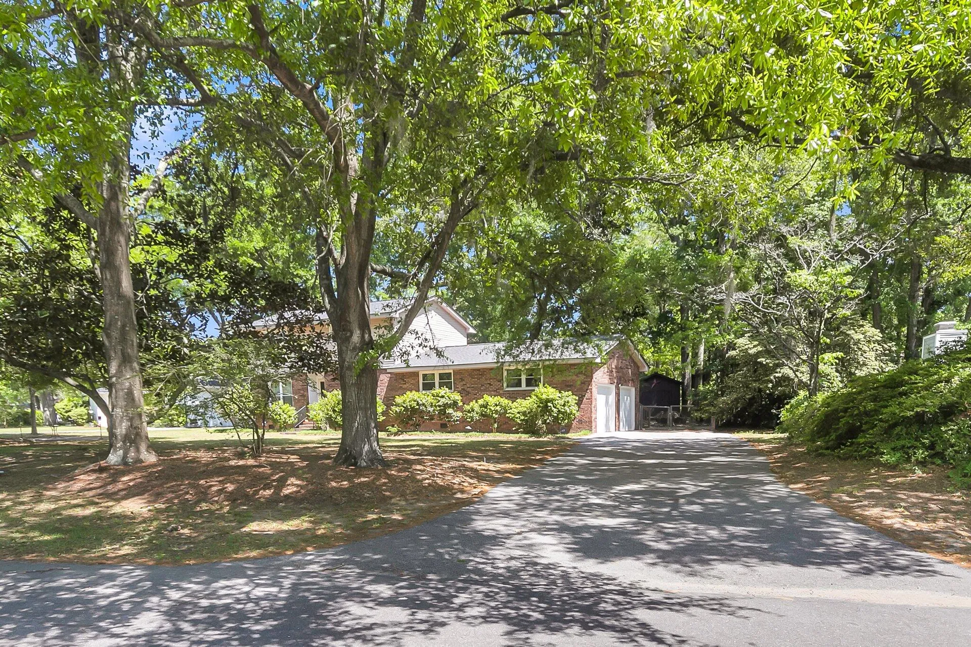 Property image 5 at 679 Edmonds Drive, Charleston, SC 29412