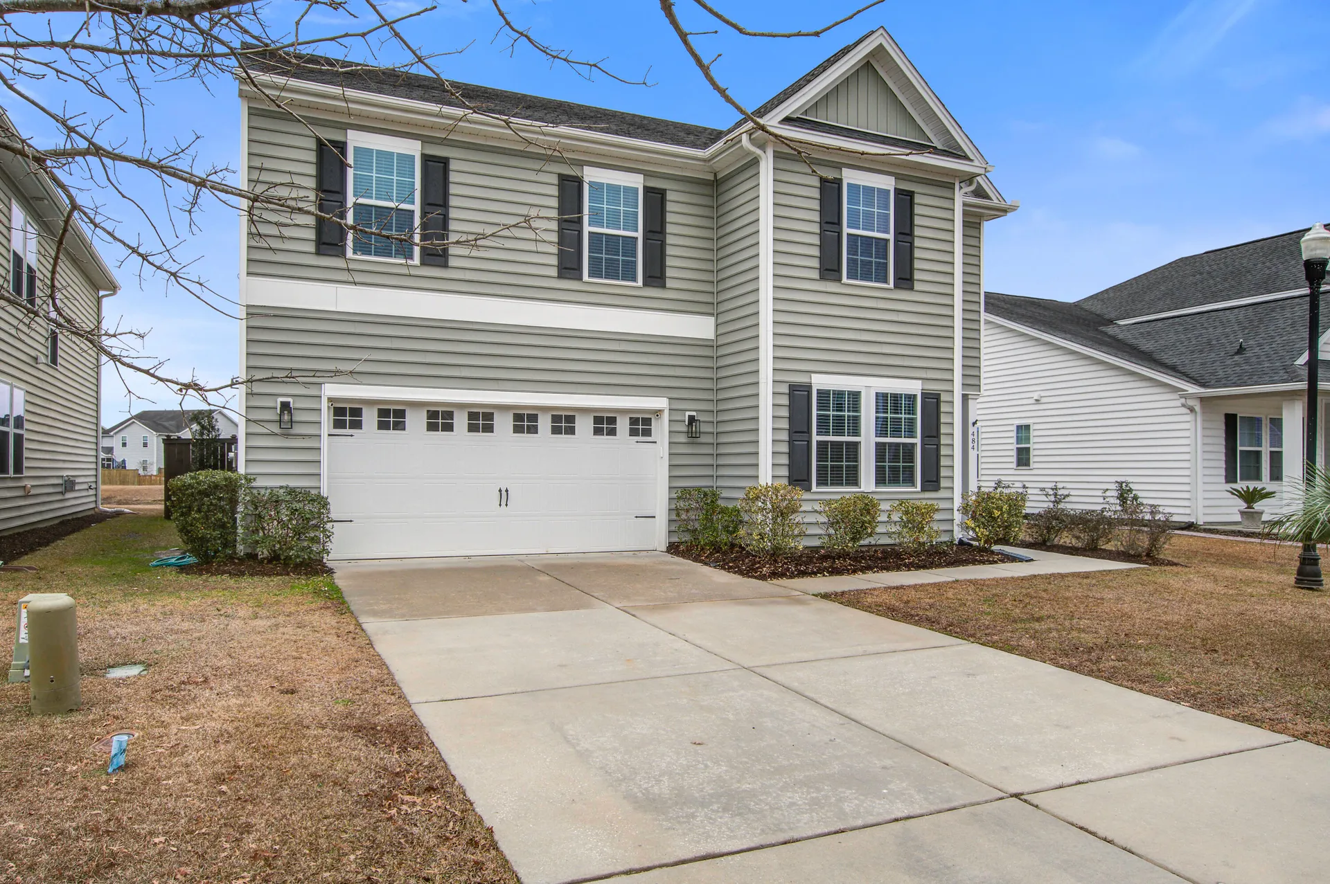 484 Whispering Breeze Lane