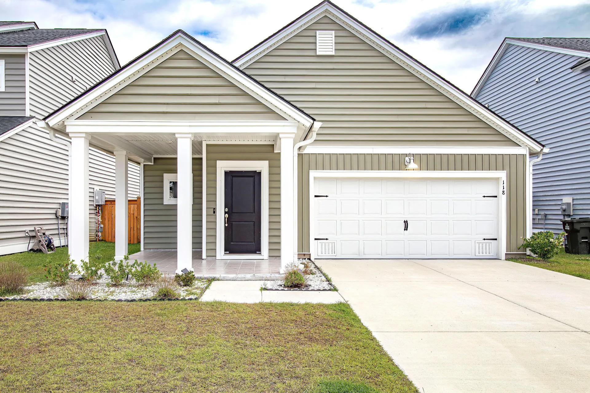 118 Bay Eddy Court
