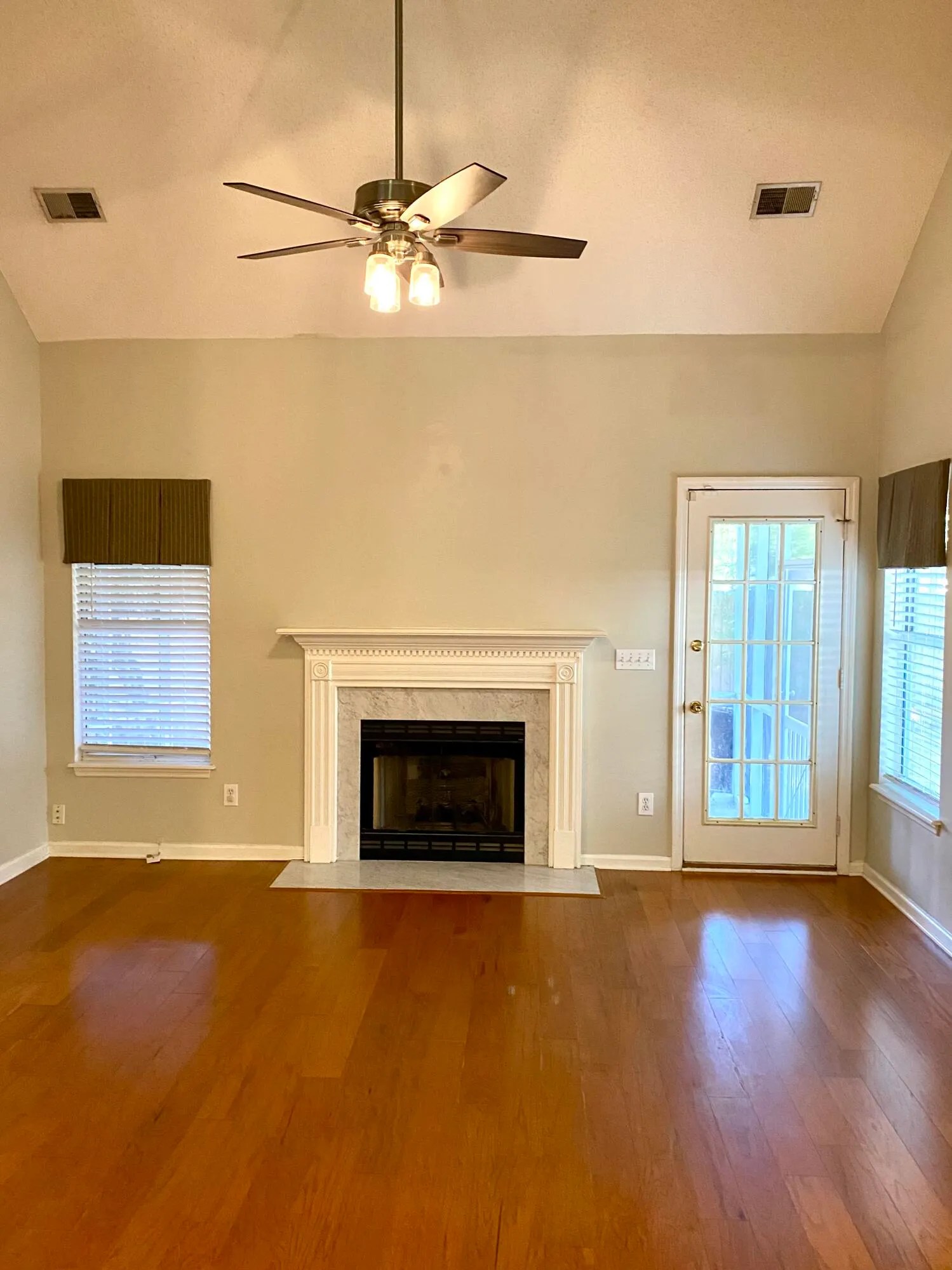 Property image 4 at 2000 Gray Battery Court Court, Mount Pleasant, SC 29464