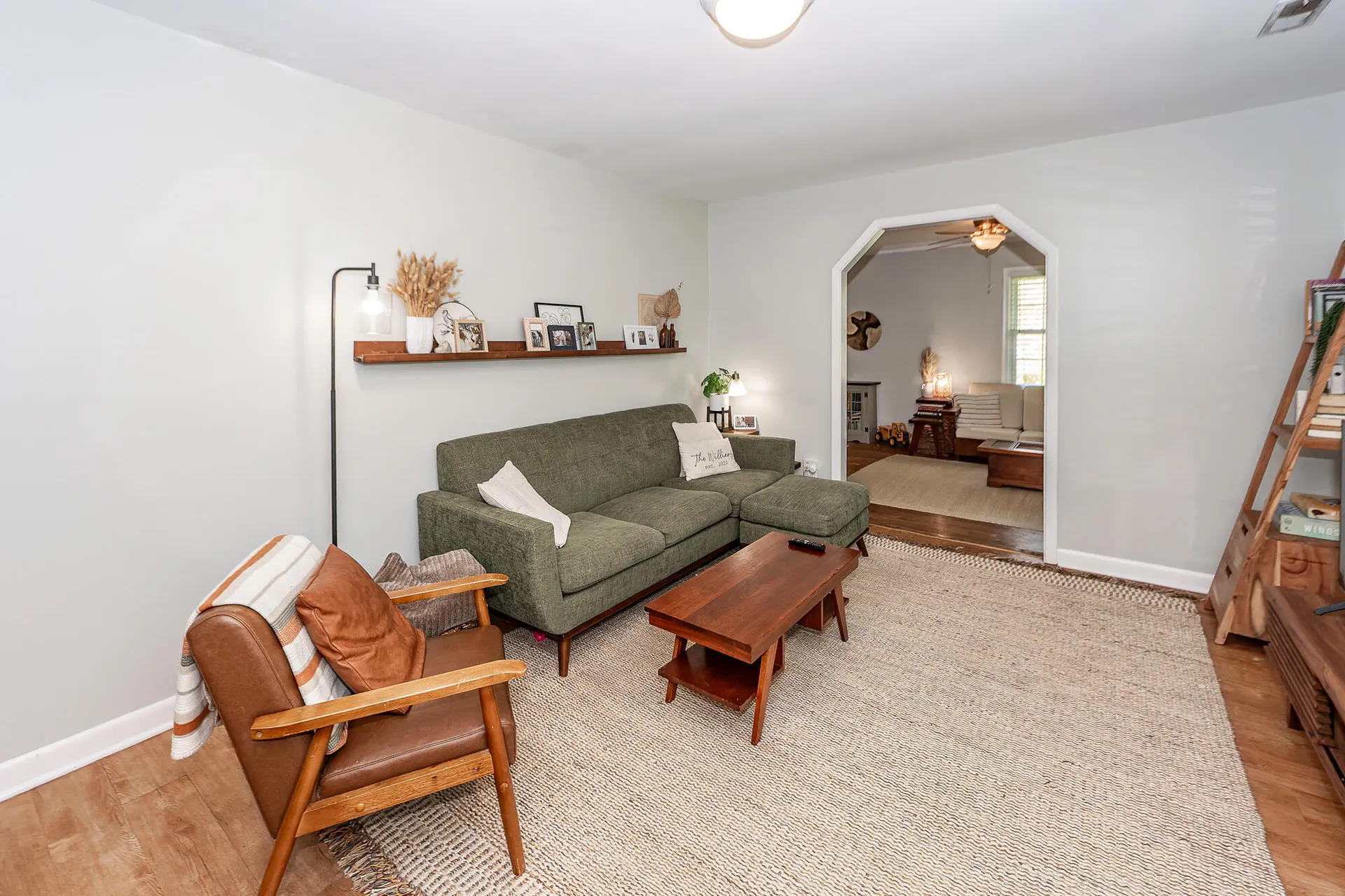 Property image 3 at 104 Clover Street, Summerville, SC 29483