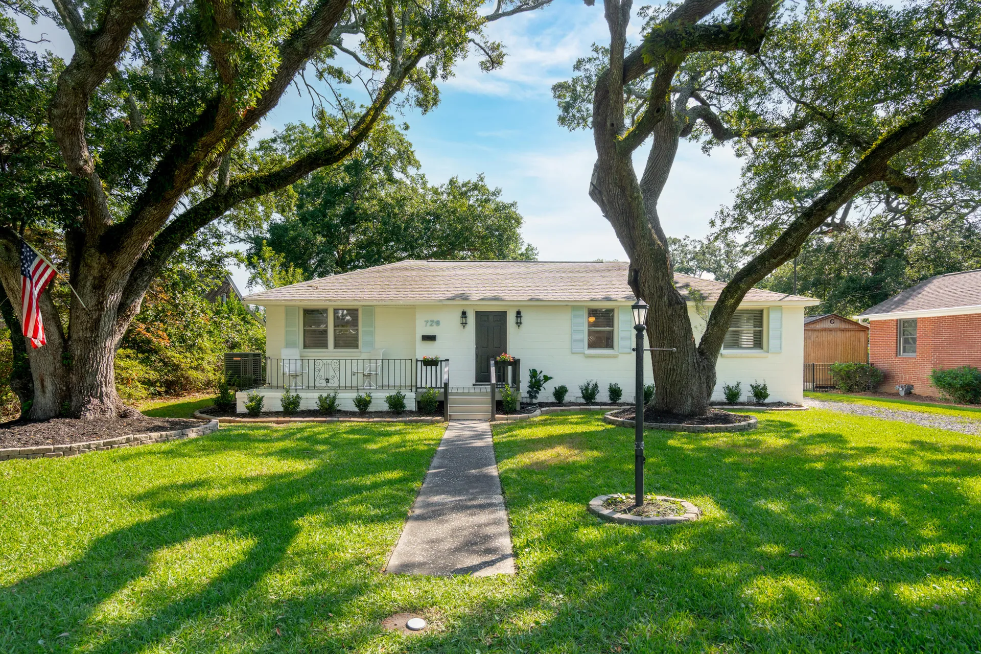 728 N Godfrey Park Place