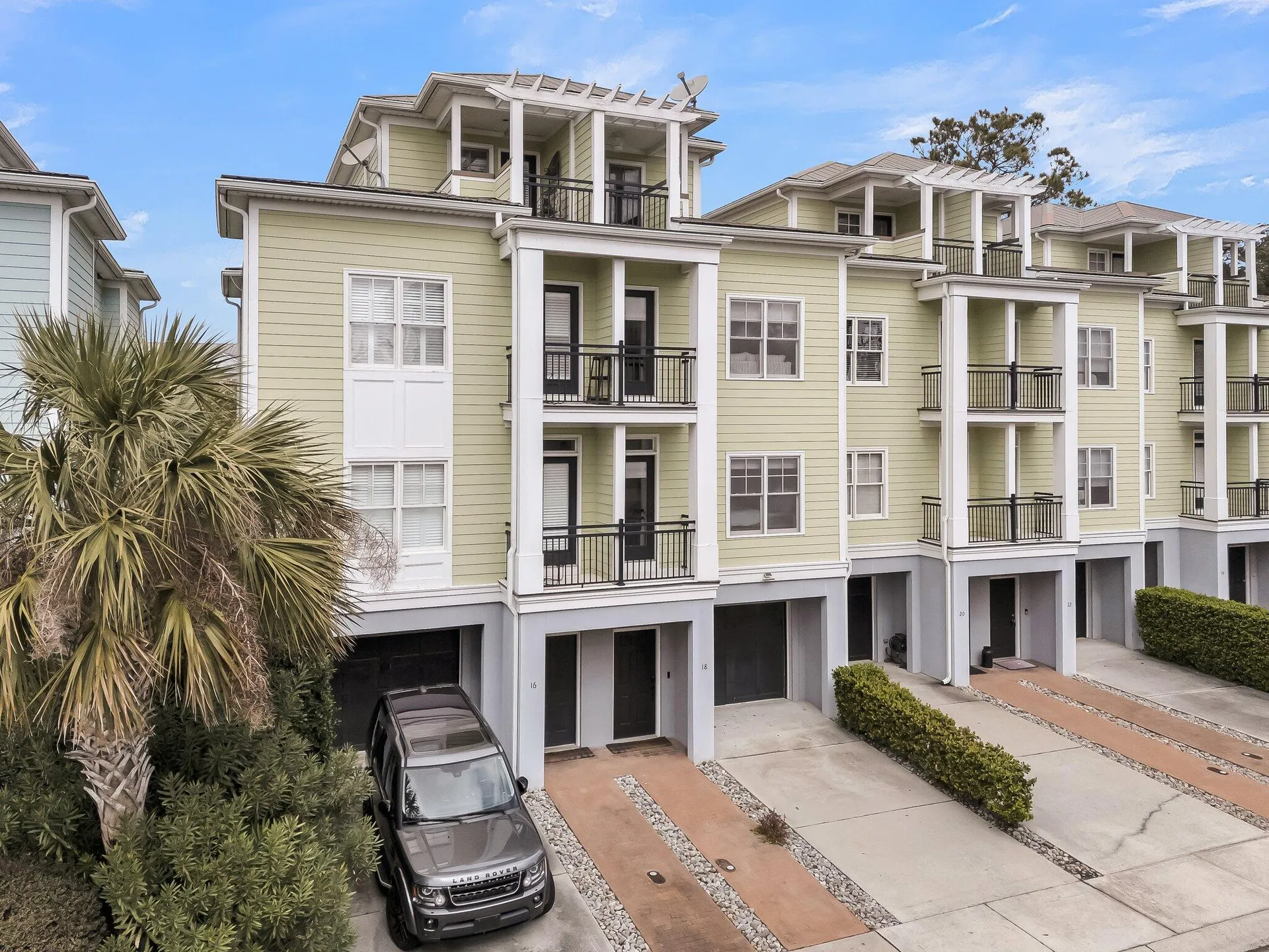 Property image 2 at 18 Transom Court, Charleston, SC 29407