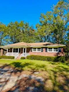 Sedgefield, Goose Creek Community