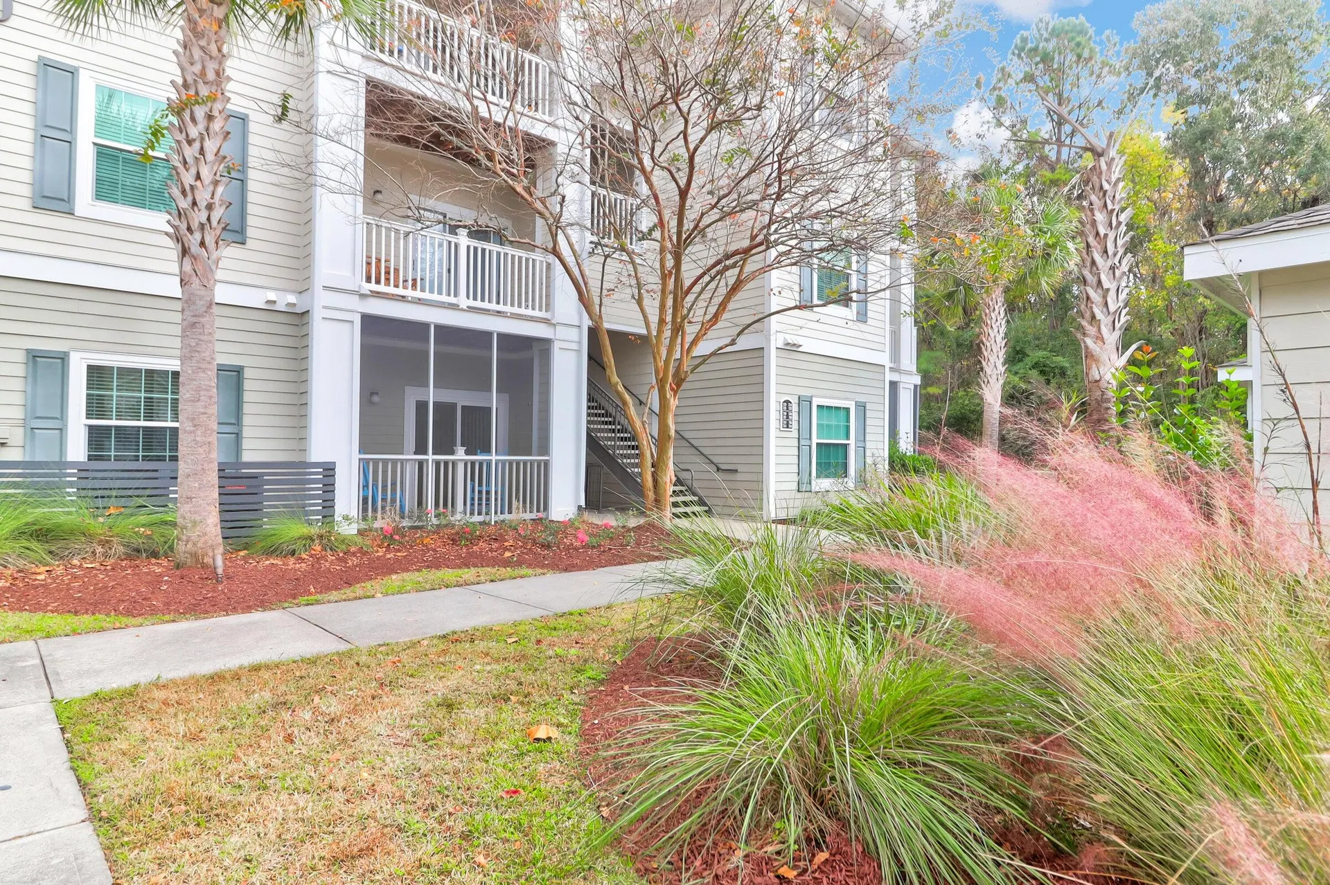 Property image 2 at 1300 Park West Boulevard Unit 716, Mount Pleasant, SC 29466