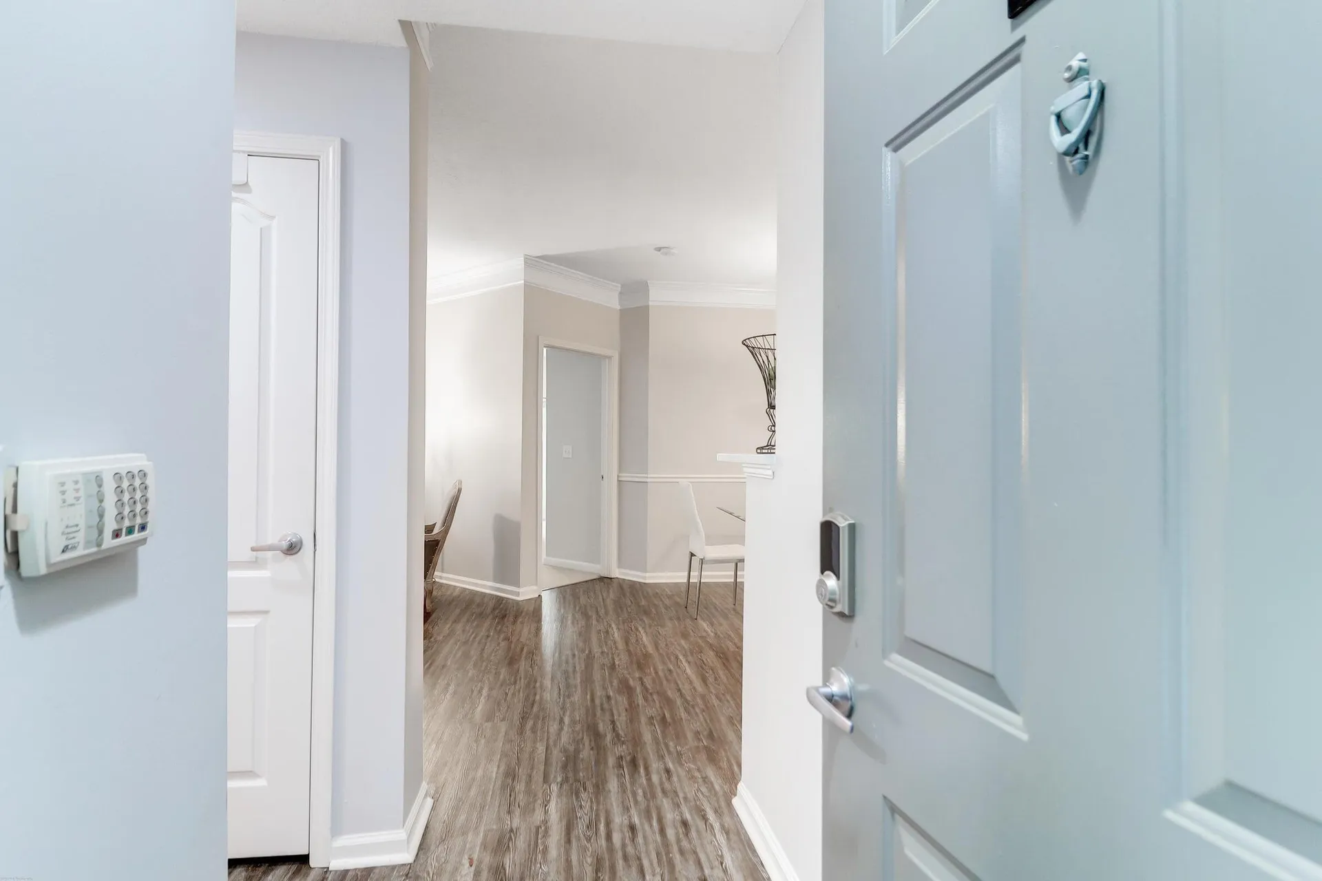 Property image 3 at 1300 Park West Boulevard Unit 716, Mount Pleasant, SC 29466