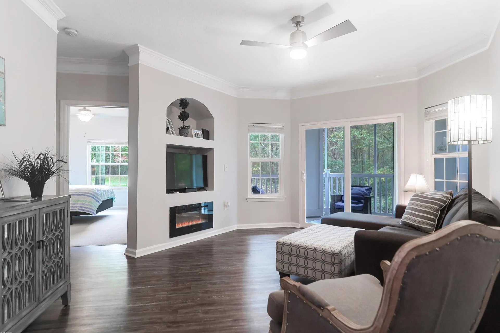 Property image 4 at 1300 Park West Boulevard Unit 716, Mount Pleasant, SC 29466