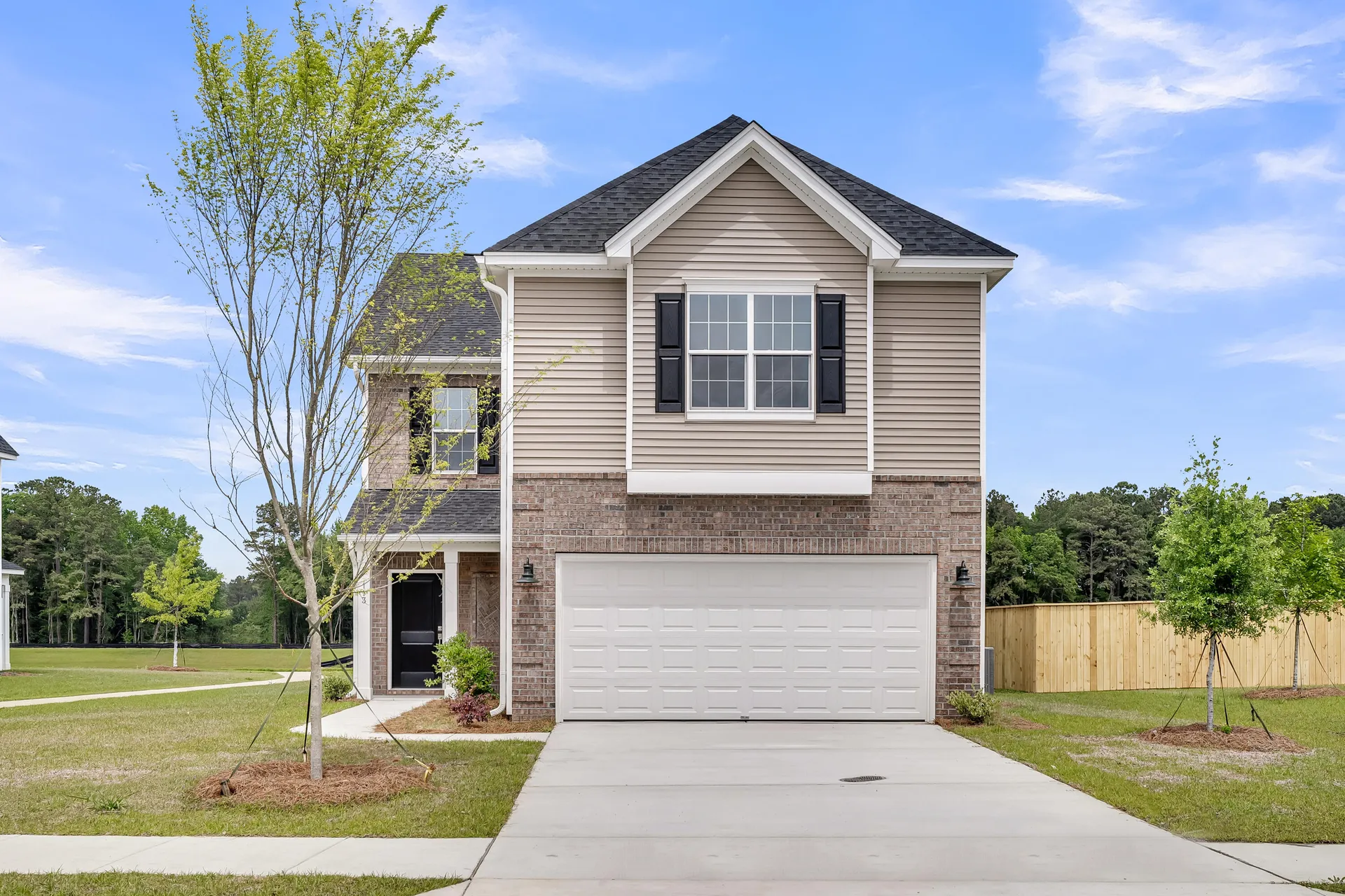 Six Oaks, Summerville Community