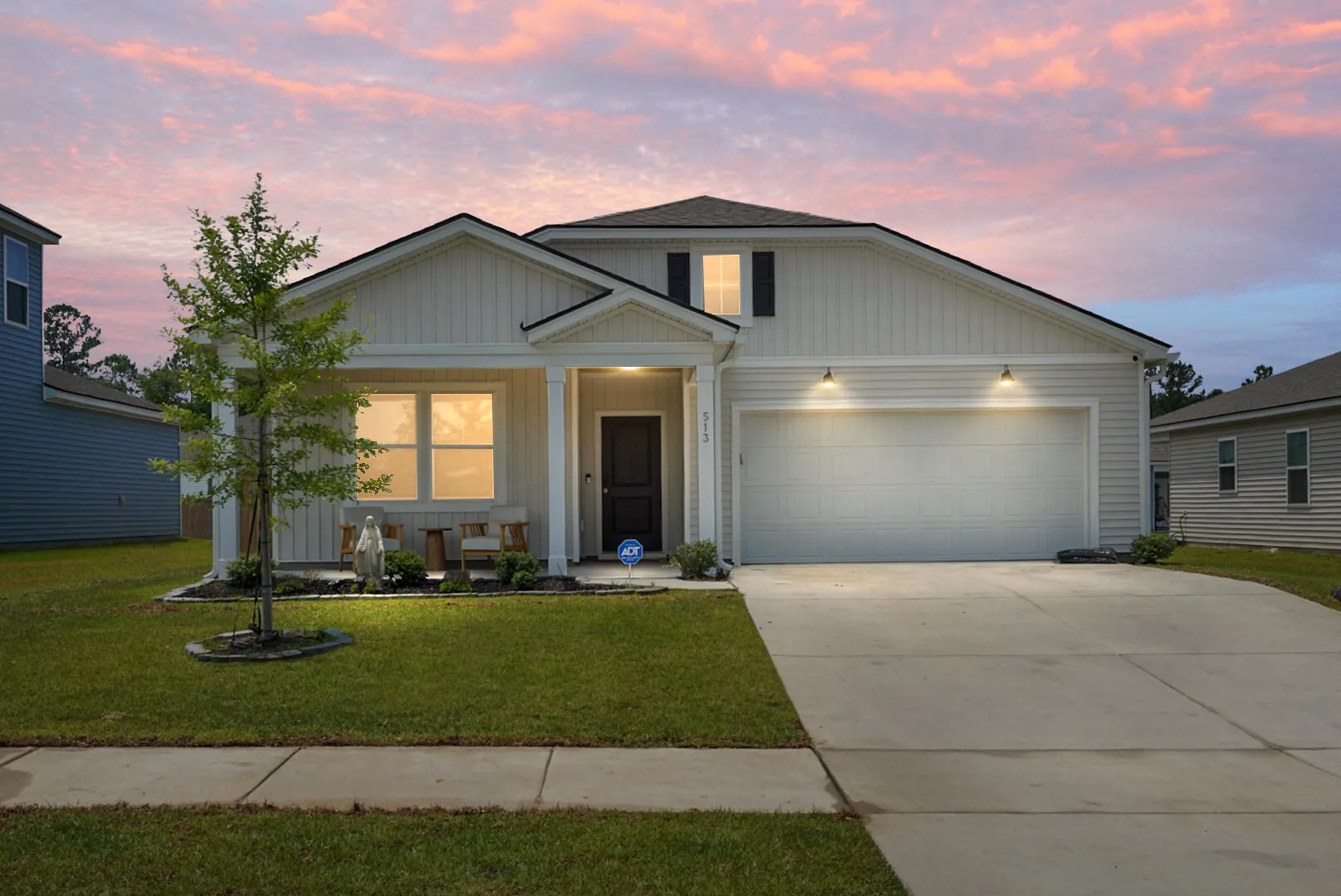 513 Donnas View Way