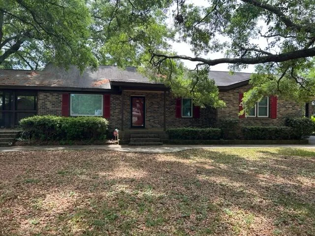 Pinecrest Gardens, Charleston Community