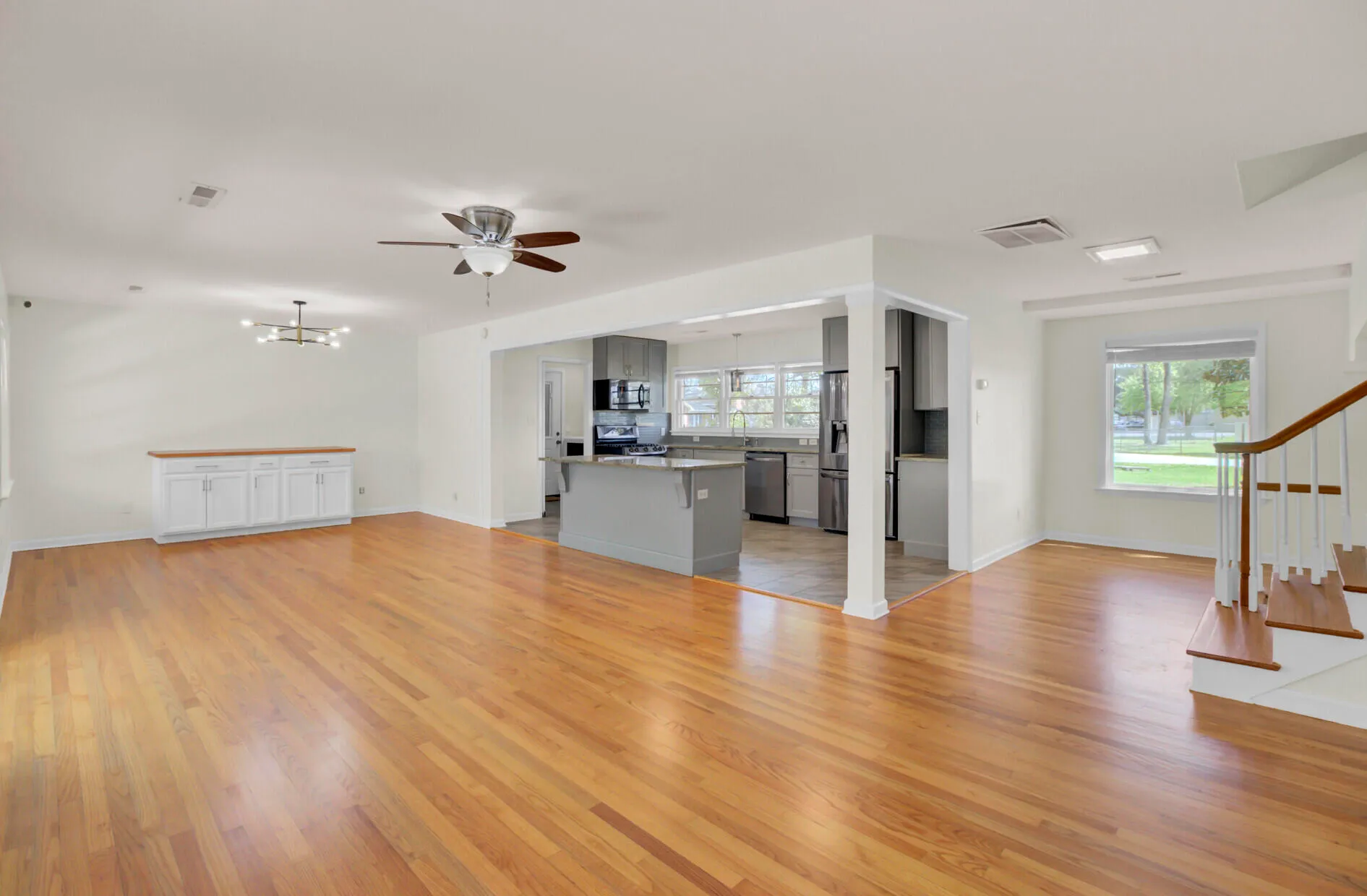 Property image 3 at 703 Canary Drive, Charleston, SC 29414