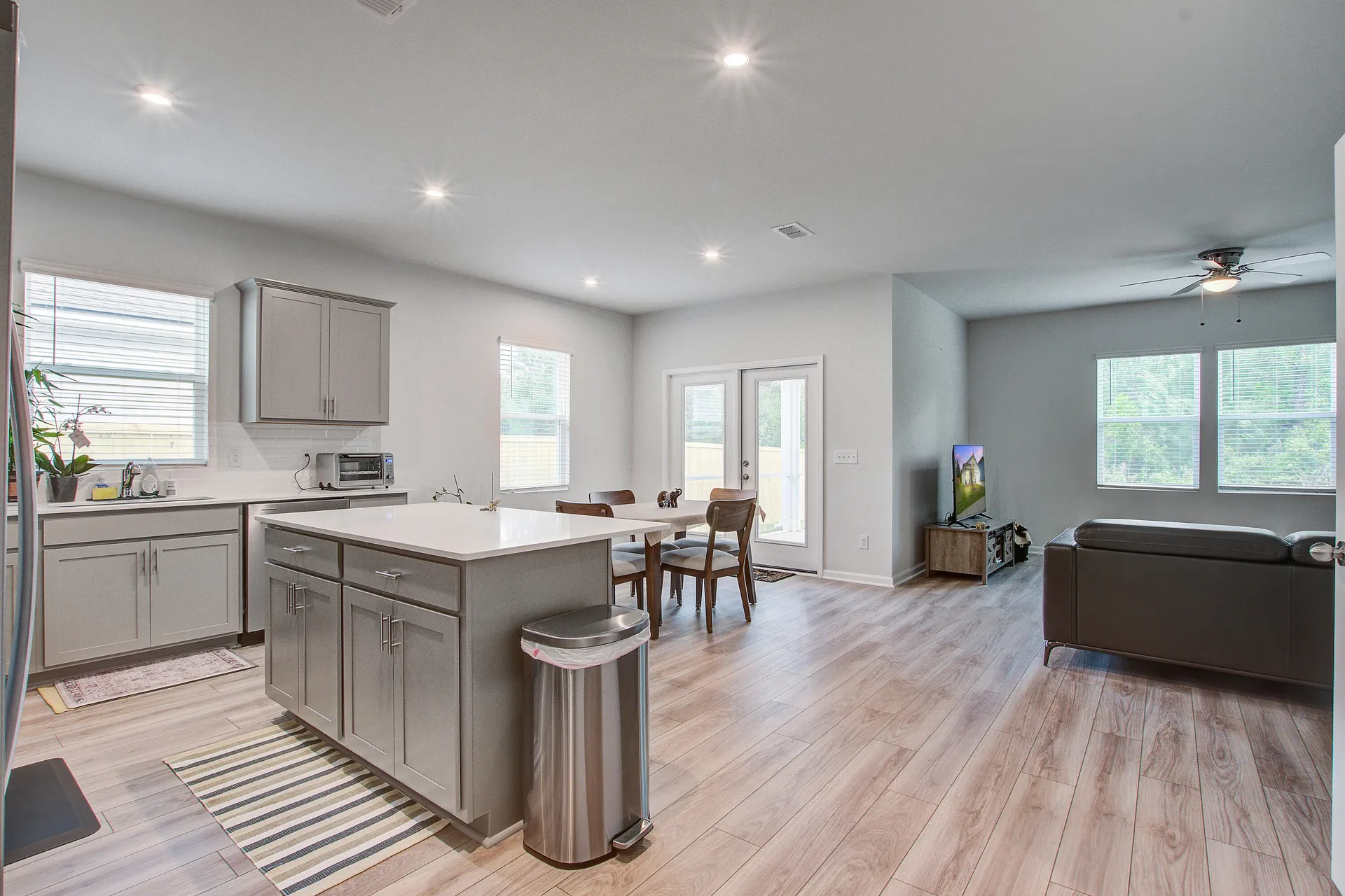 Property image 3 at 143 West Bradford Pointe Drive, Summerville, SC 29486