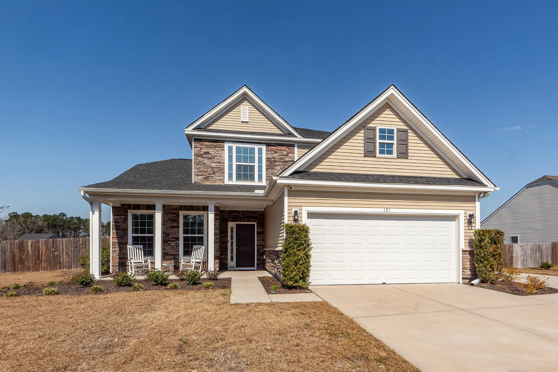 123 Lakelyn Road