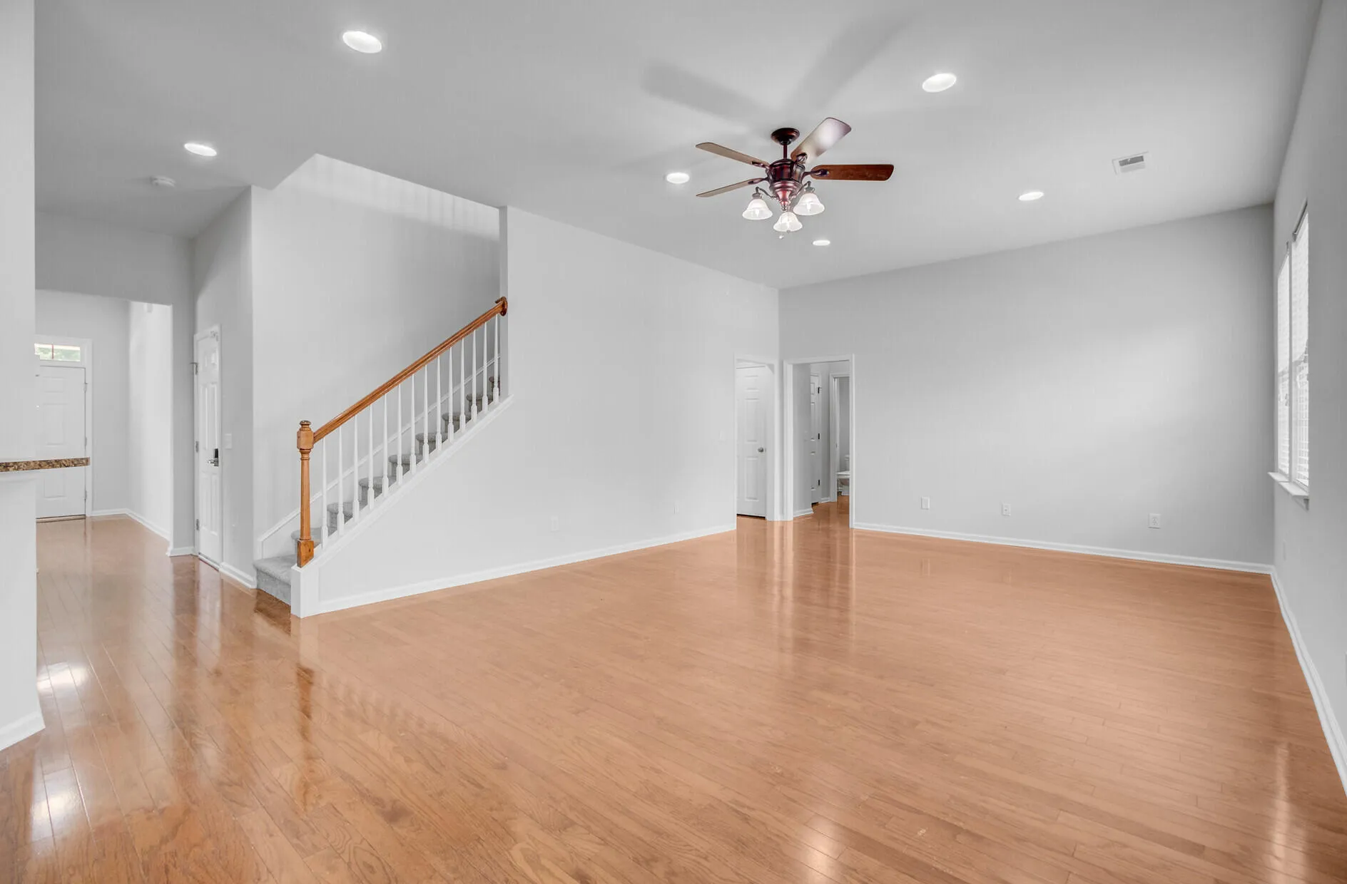 Property image 5 at 334 Cicadas Song Drive, Moncks Corner, SC 29461
