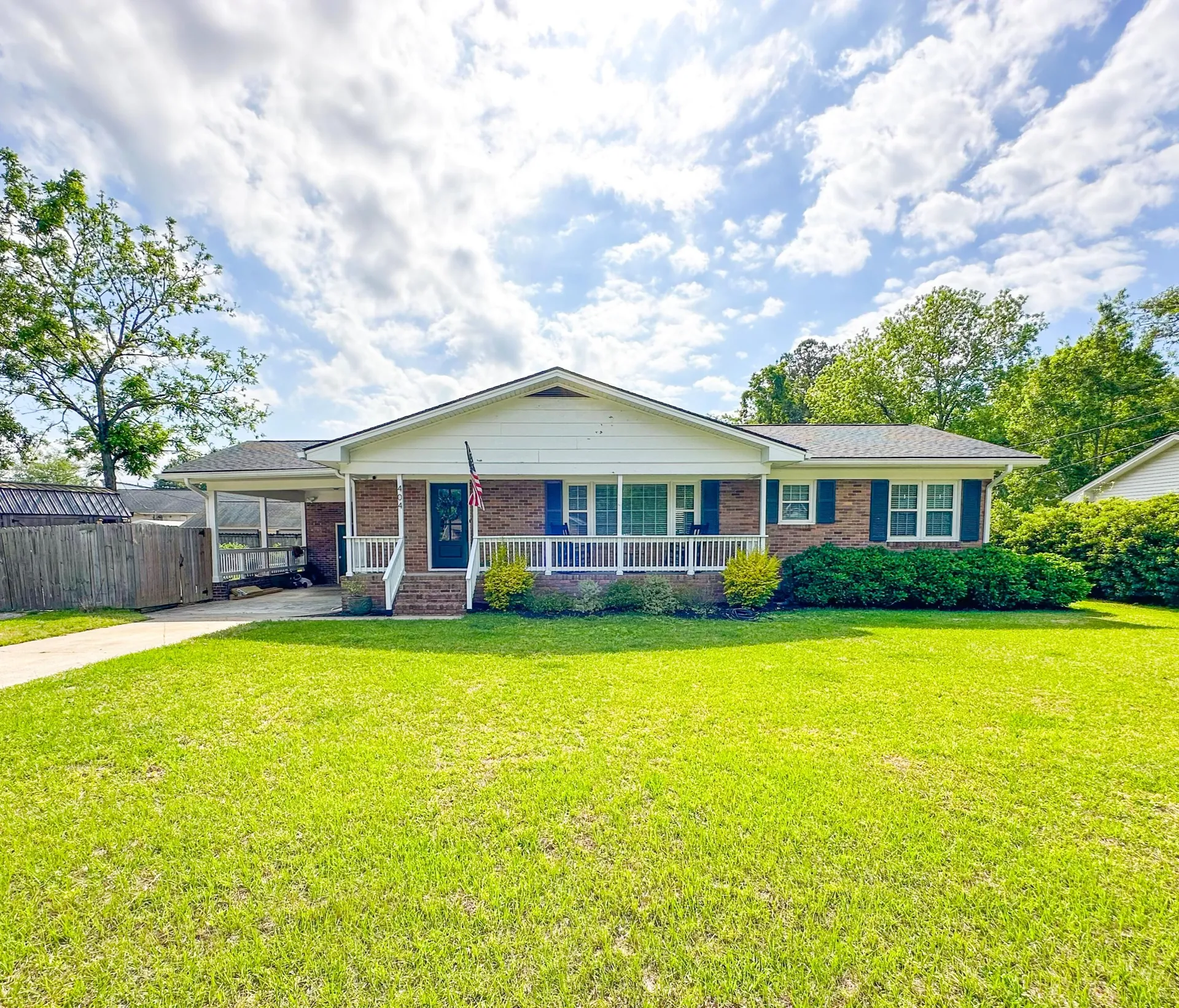 Rose Hill, Summerville Community