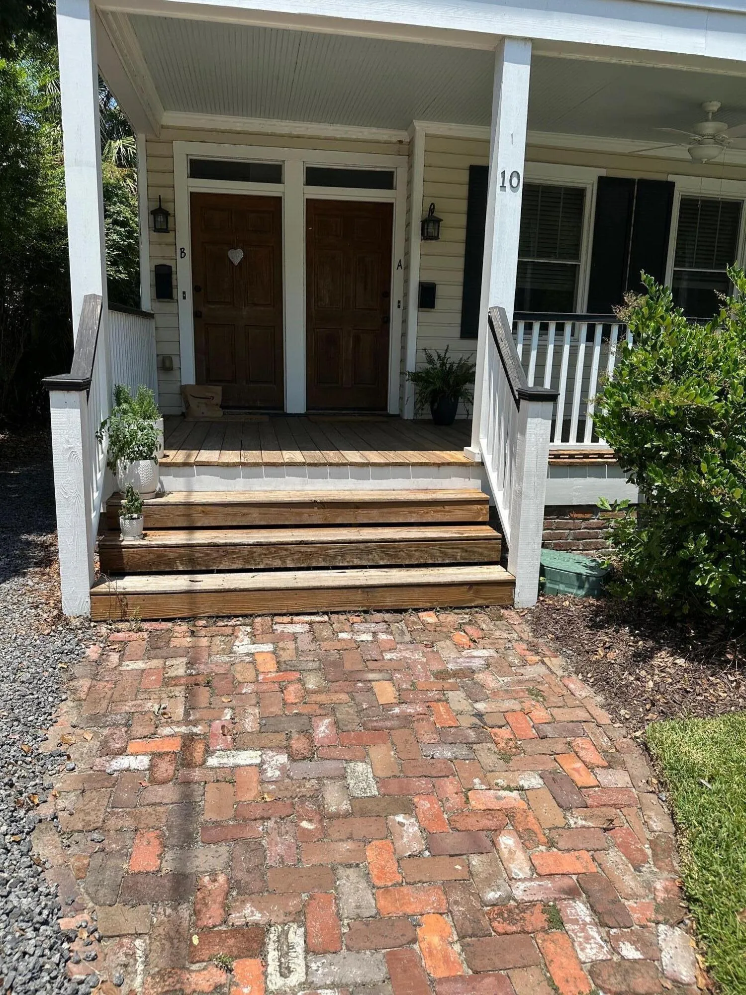 Property image 2 at 10 Dunnemann Avenue A, Charleston, SC 29403