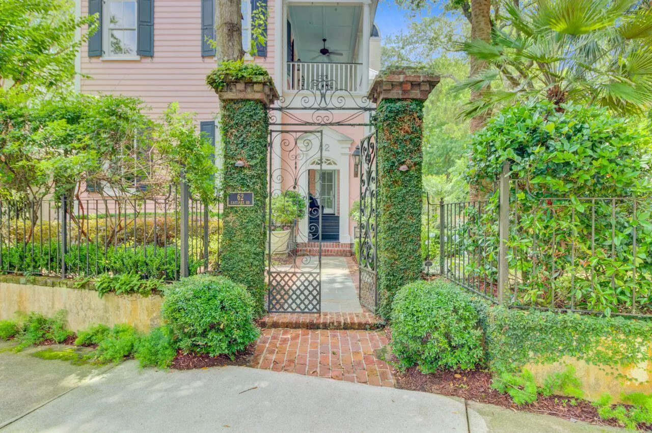 Property image 3 at 62 Eastlake Road, Mount Pleasant, SC 29464