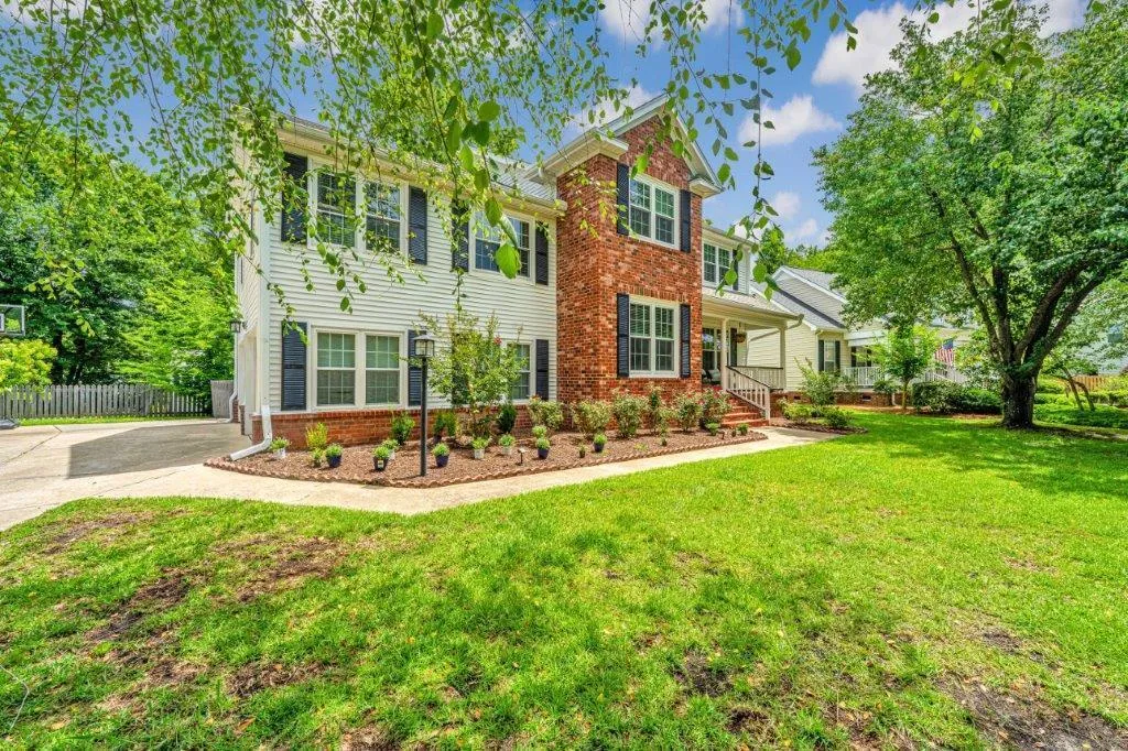 Property image 2 at 2026 Thornhill Drive, Summerville, SC 29485